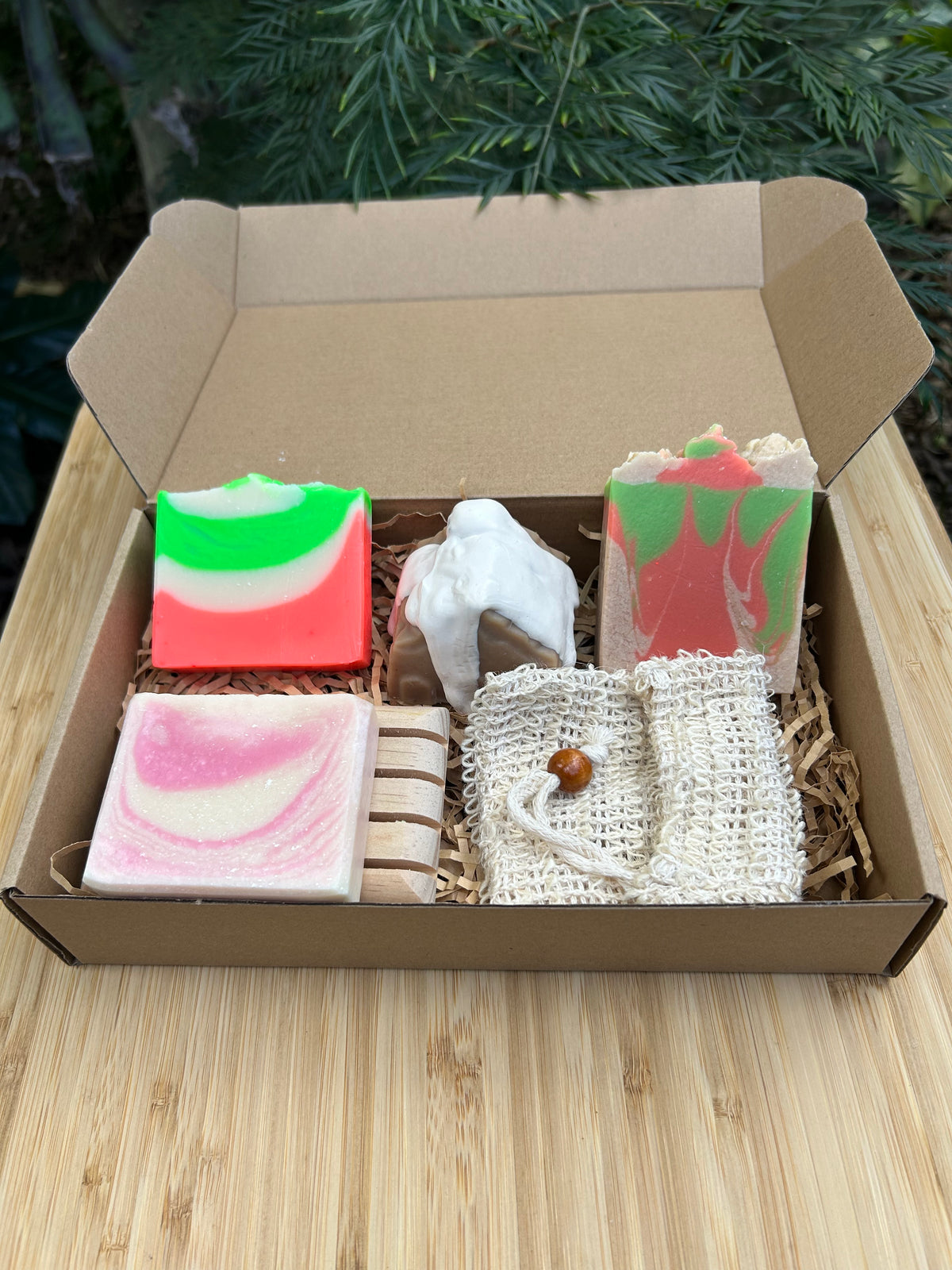 Handmade Festive Soap Set | Soap Holder | Natural Plant Soap Bag