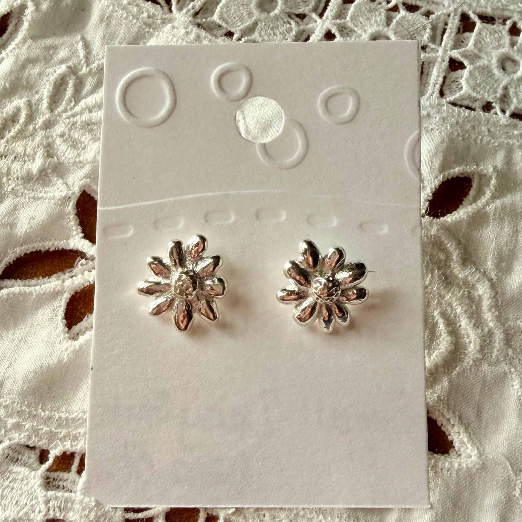 Silver Daisy Stud Earrings