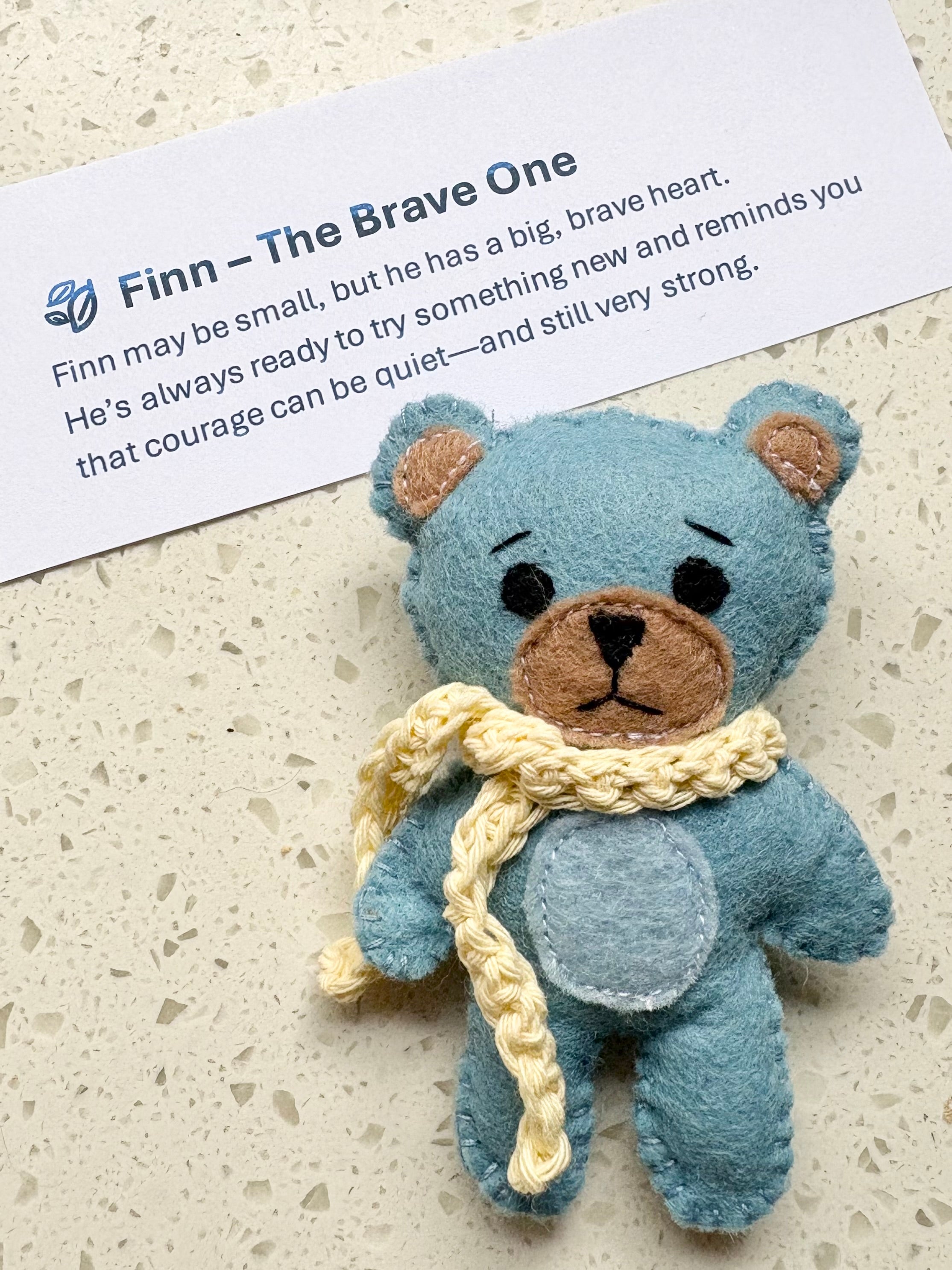 Handmade Felt Teddy Teddy Bear with Crochet Scarf – Mini 10cm Plush Toy – Pocket Bear Gift – Cute Handmade Keepsake