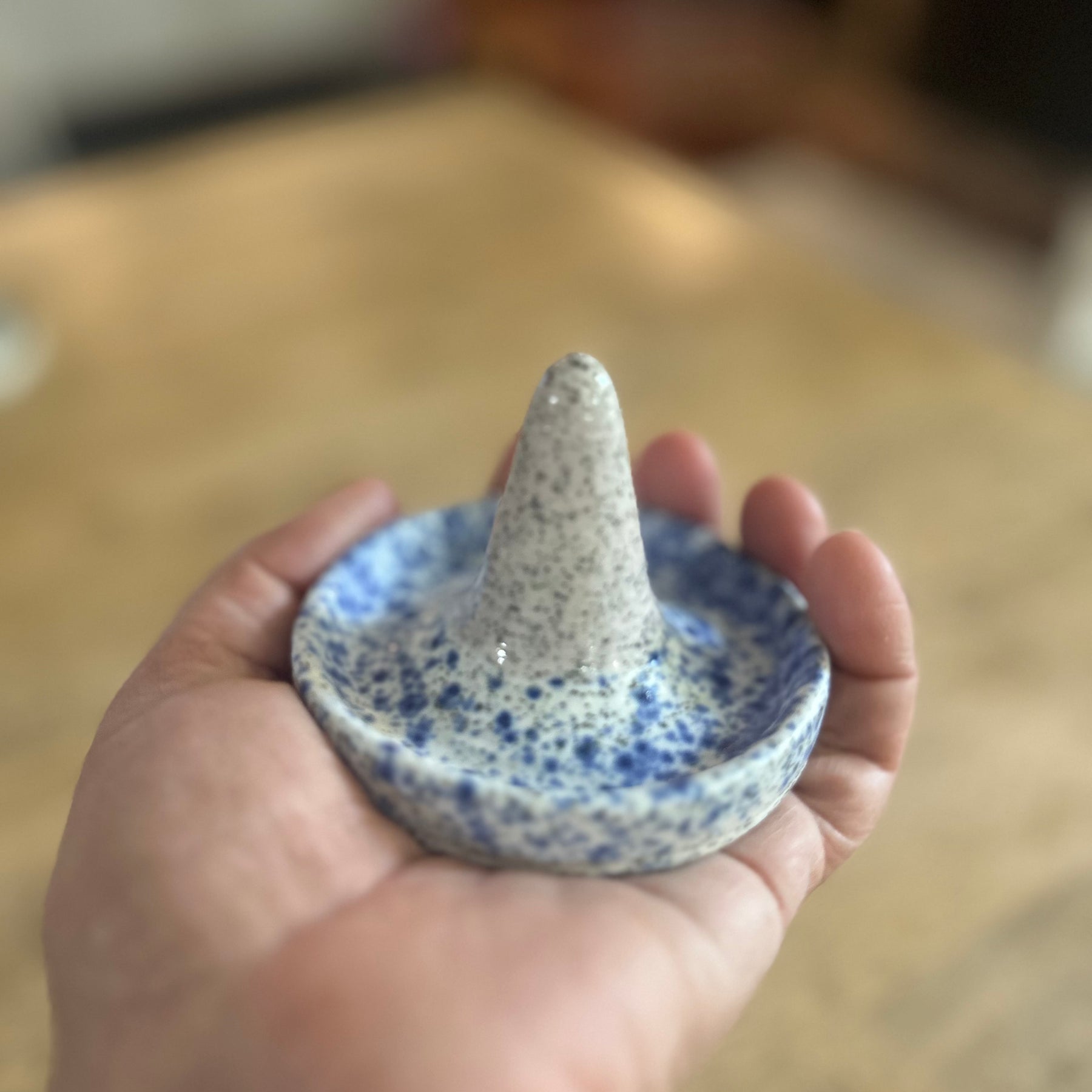 A Ring Holder and Earring Thumb Pot Set