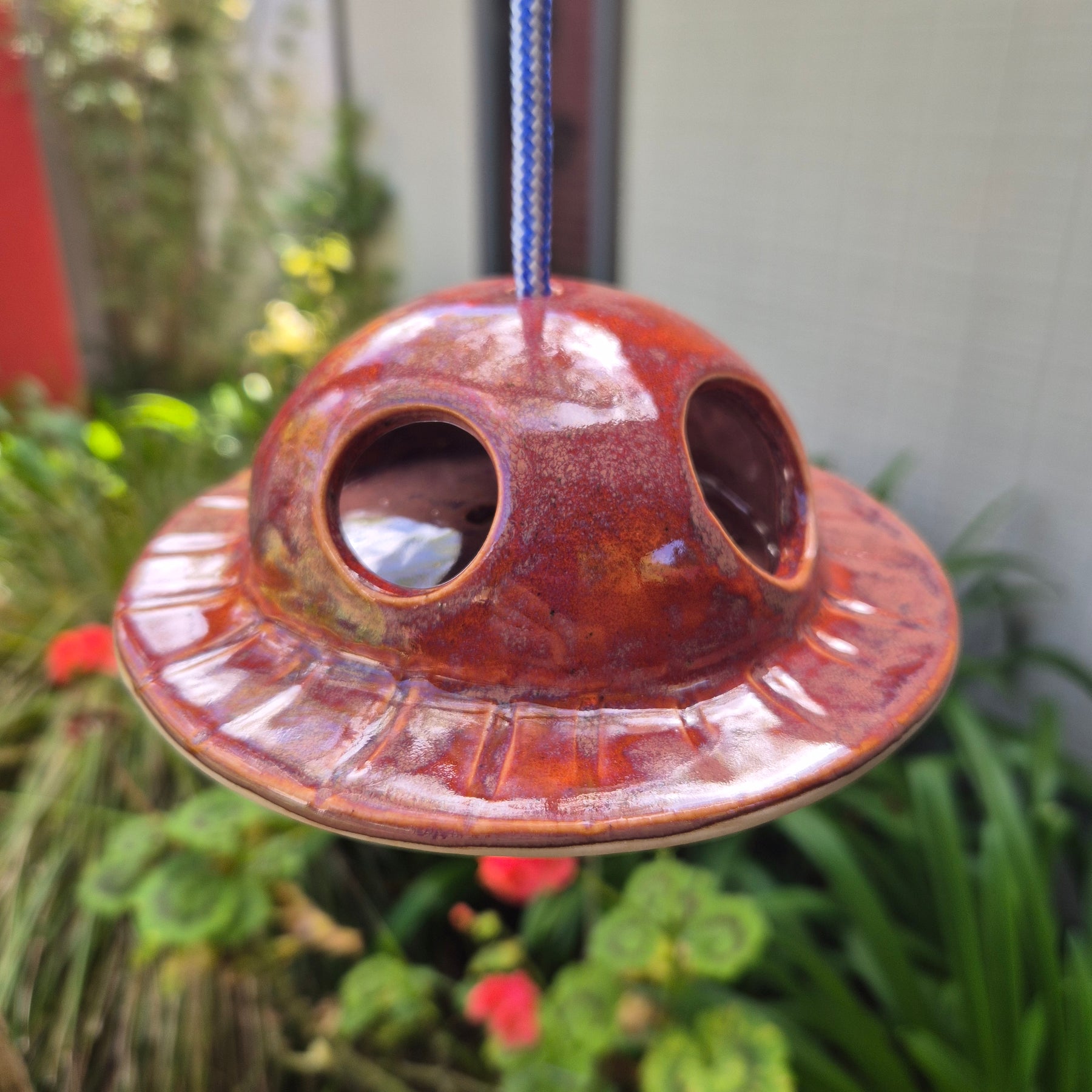 Birds Nest Material Holder - Ceramic Garden Ornament