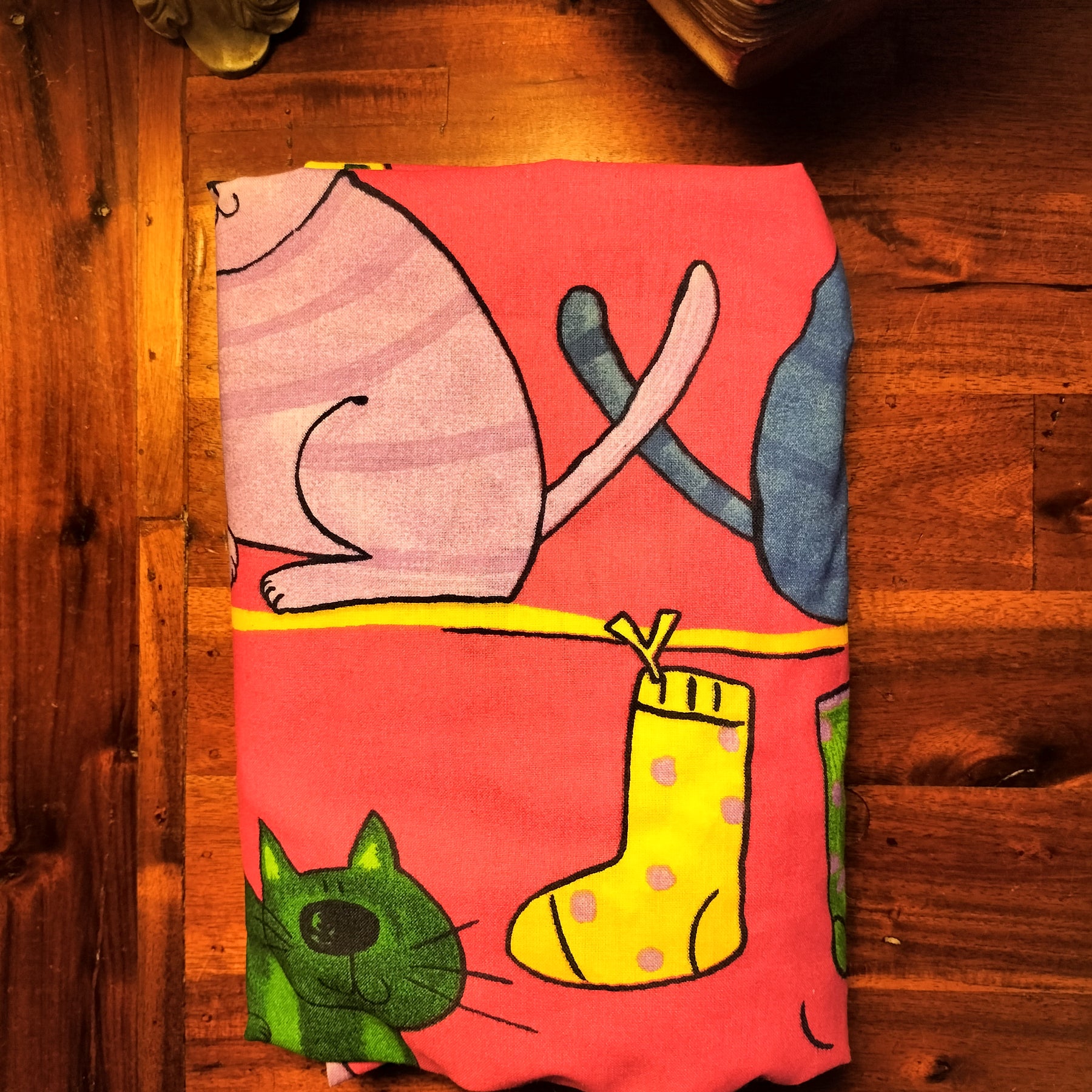 FITTED COT SHEET - CATS