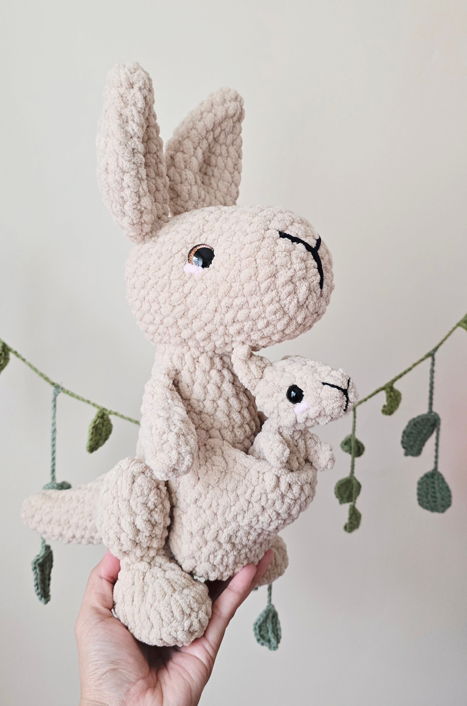 Mama Roo and Joey Lou - Crochet
