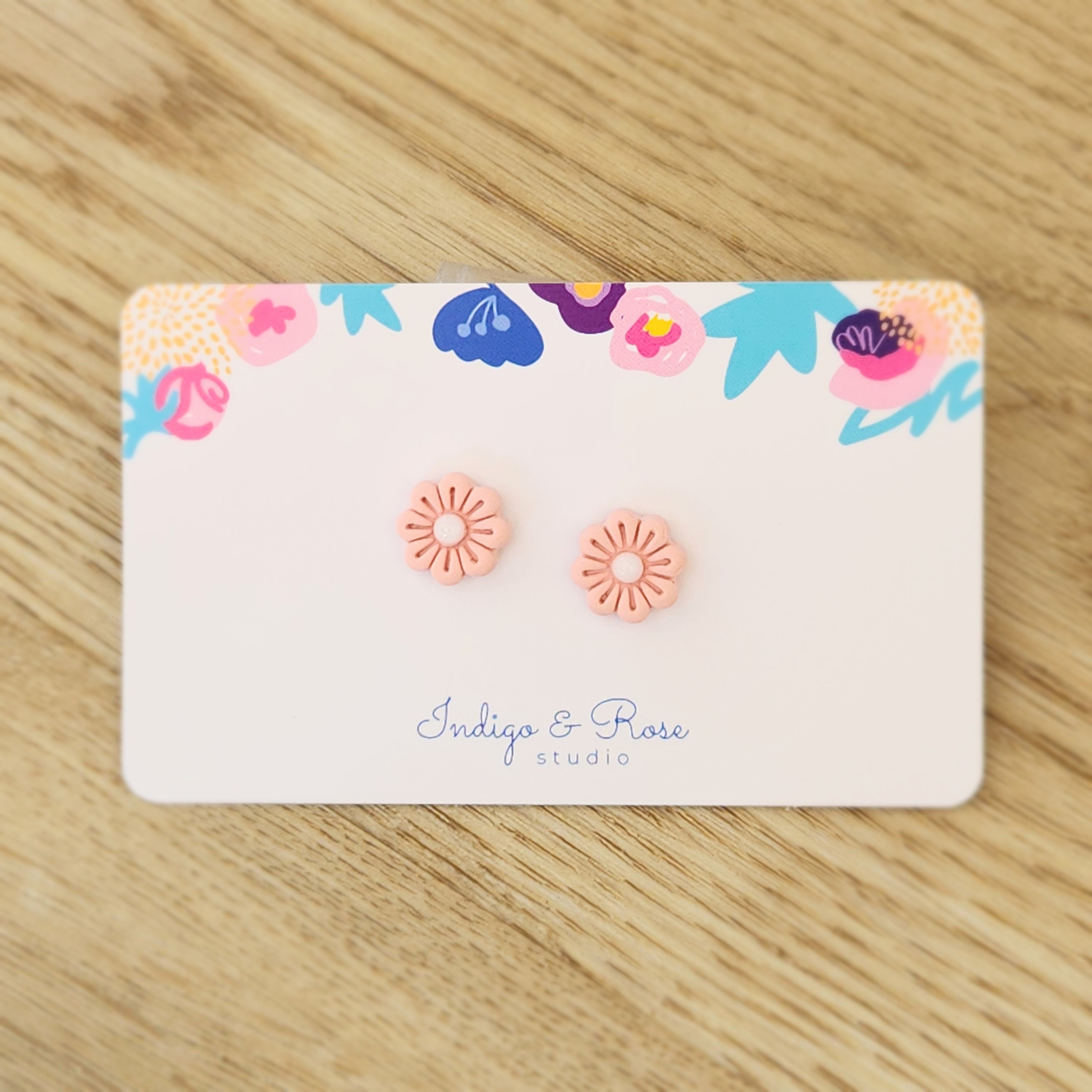 Emmy Studs (various colours)