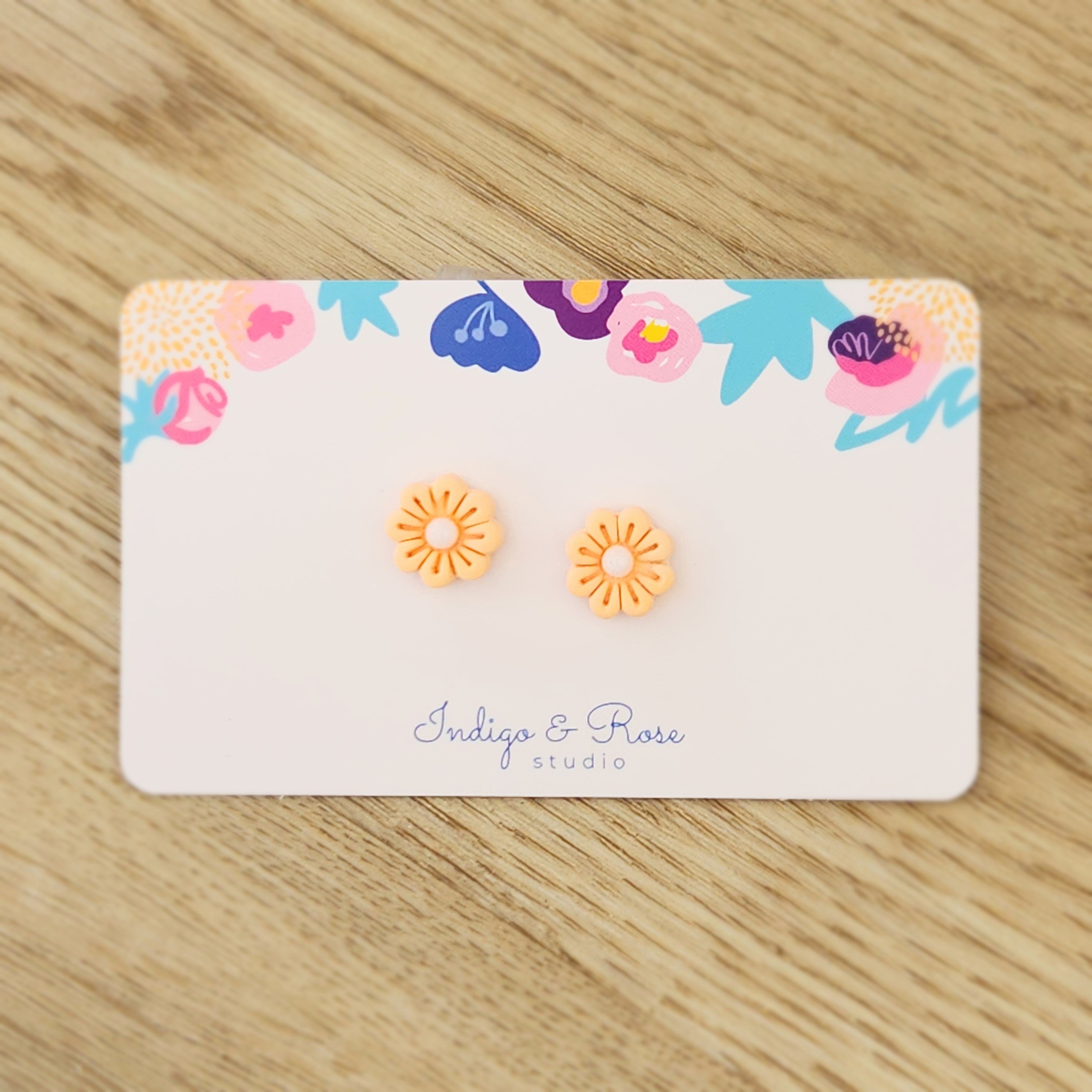 Emmy Studs (various colours)