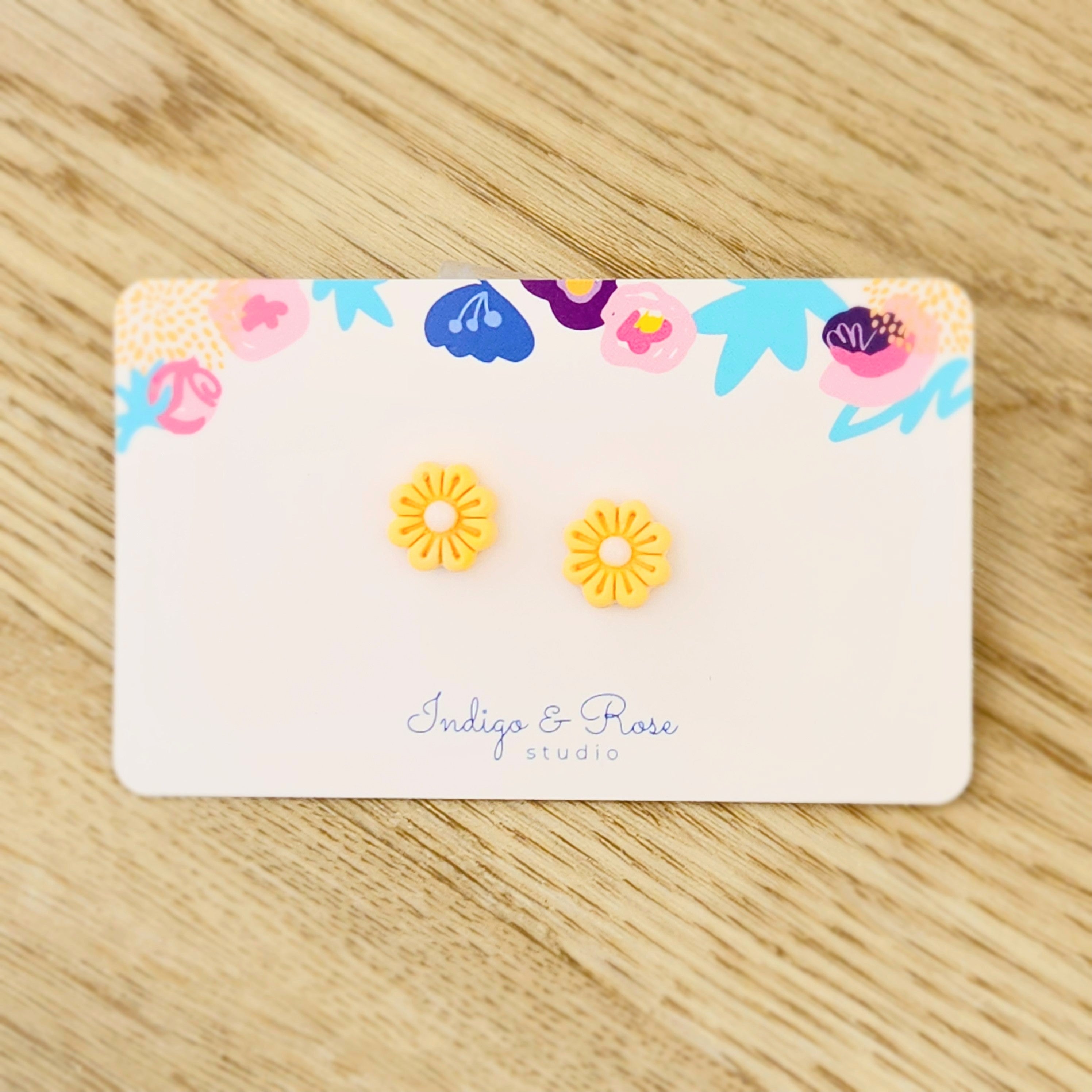 Emmy Studs (various colours)