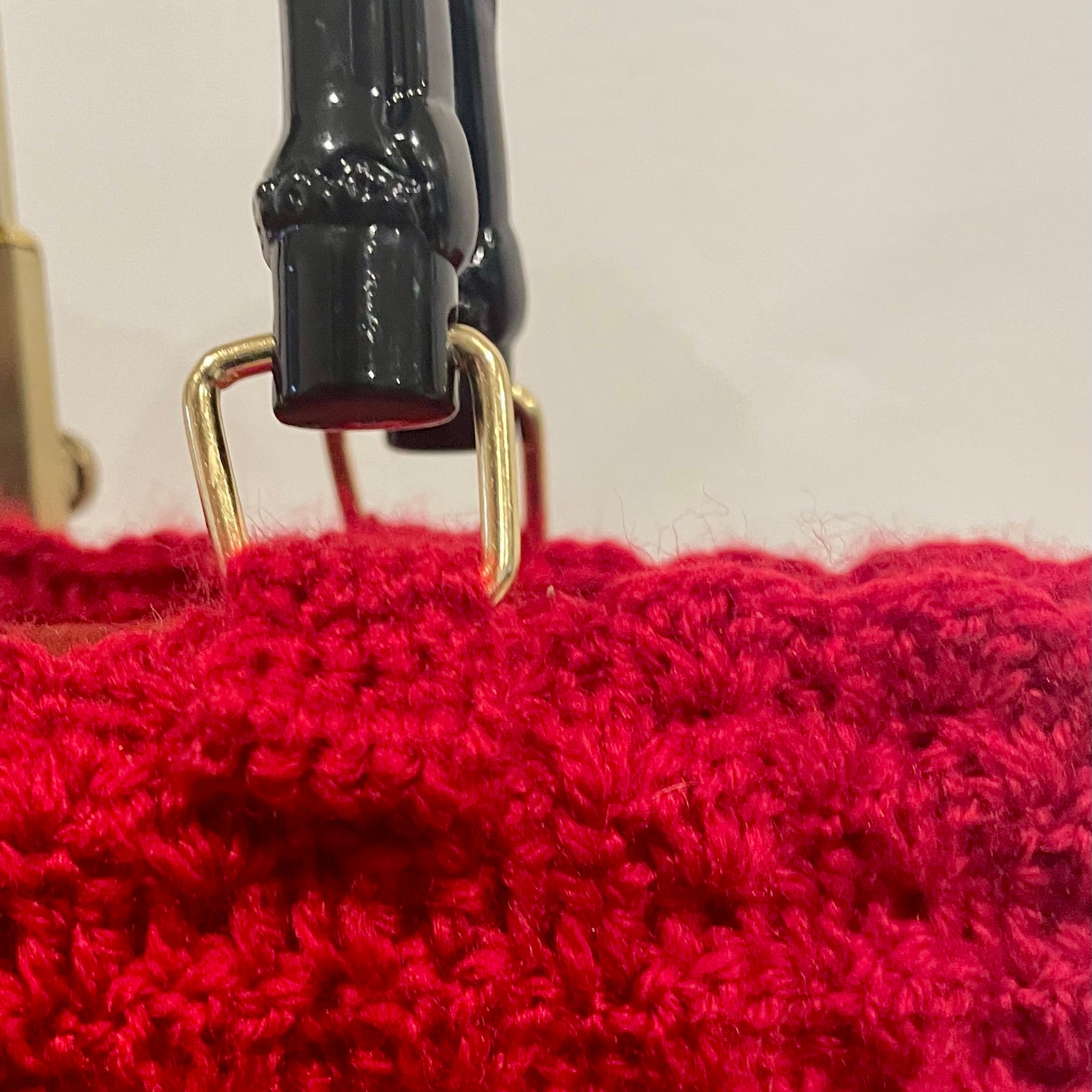 Red Crochet Handbag, 1950s Pattern, Bamboo Handles