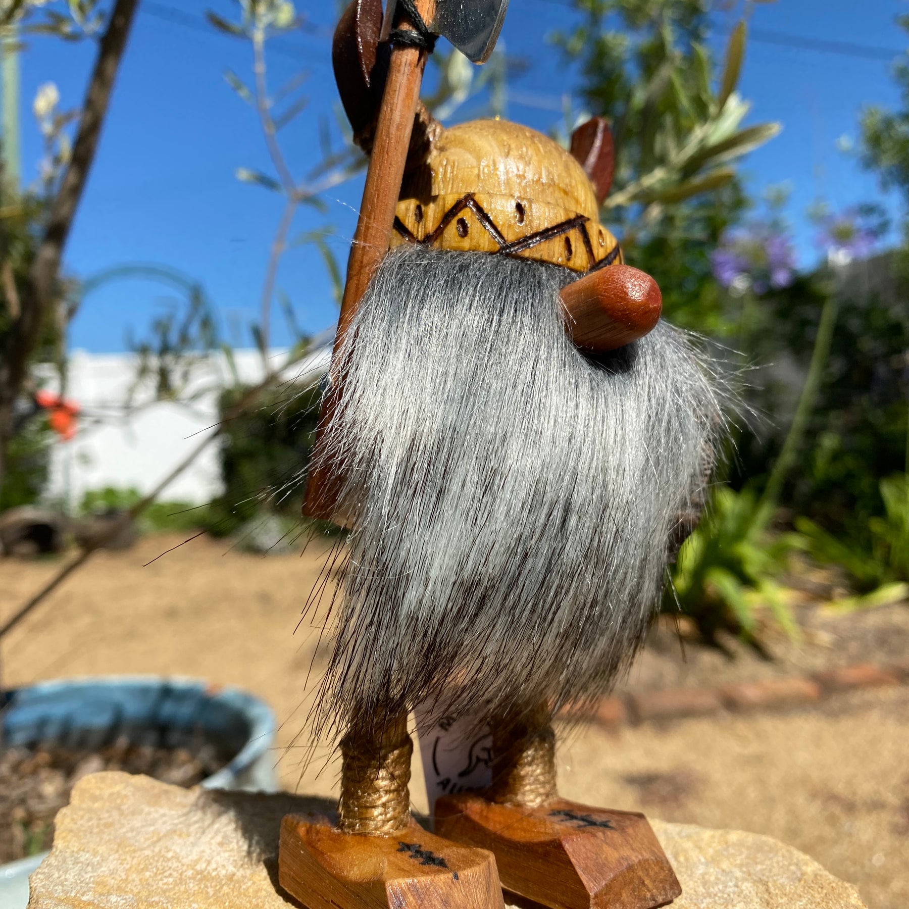 Grey Beard Viking (Celtic Shield)