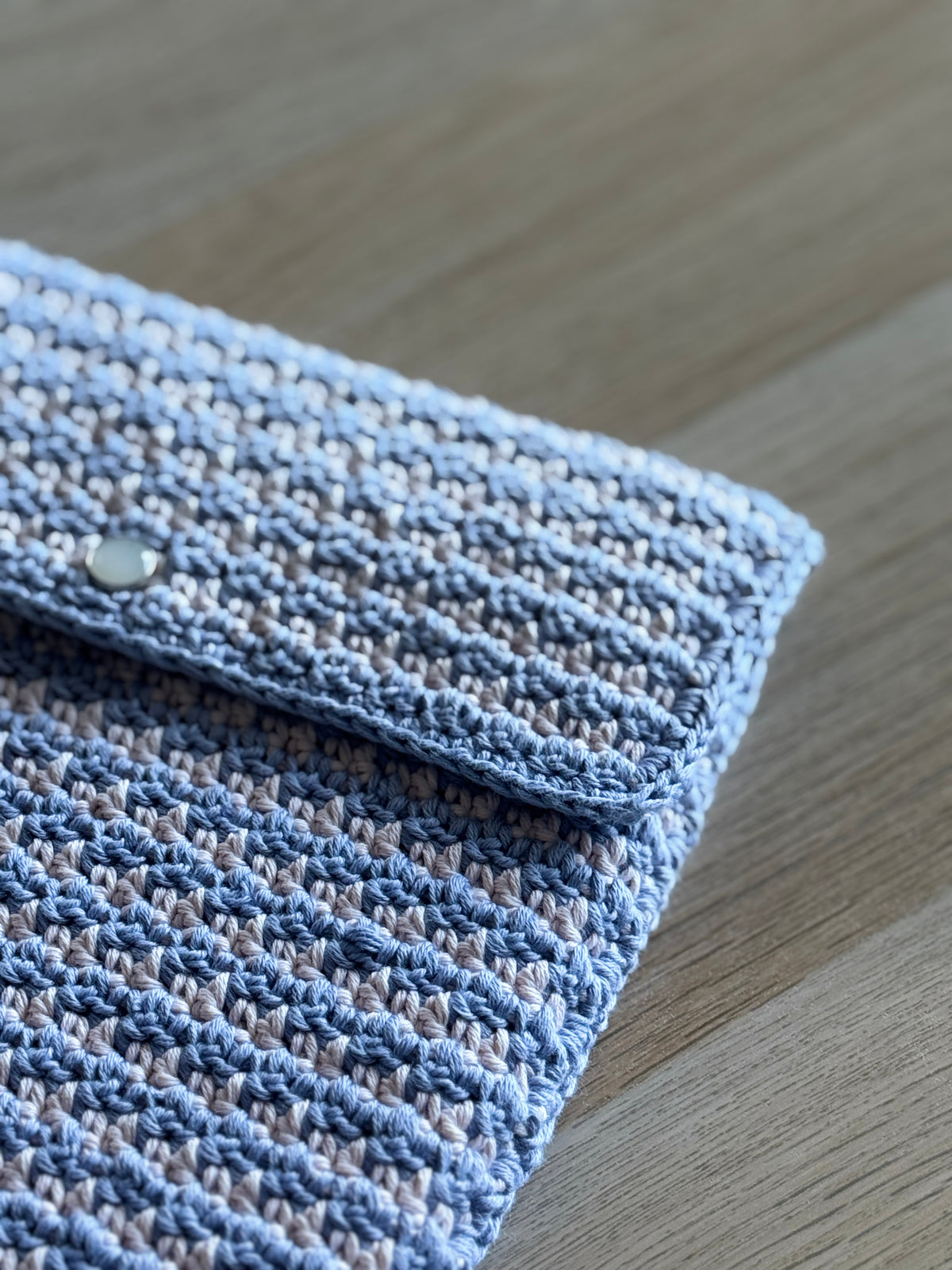 iPad Sleeve | Handmade Croceht Tech Accessary | Houndstooth Carat Ver. Cotton Yarn