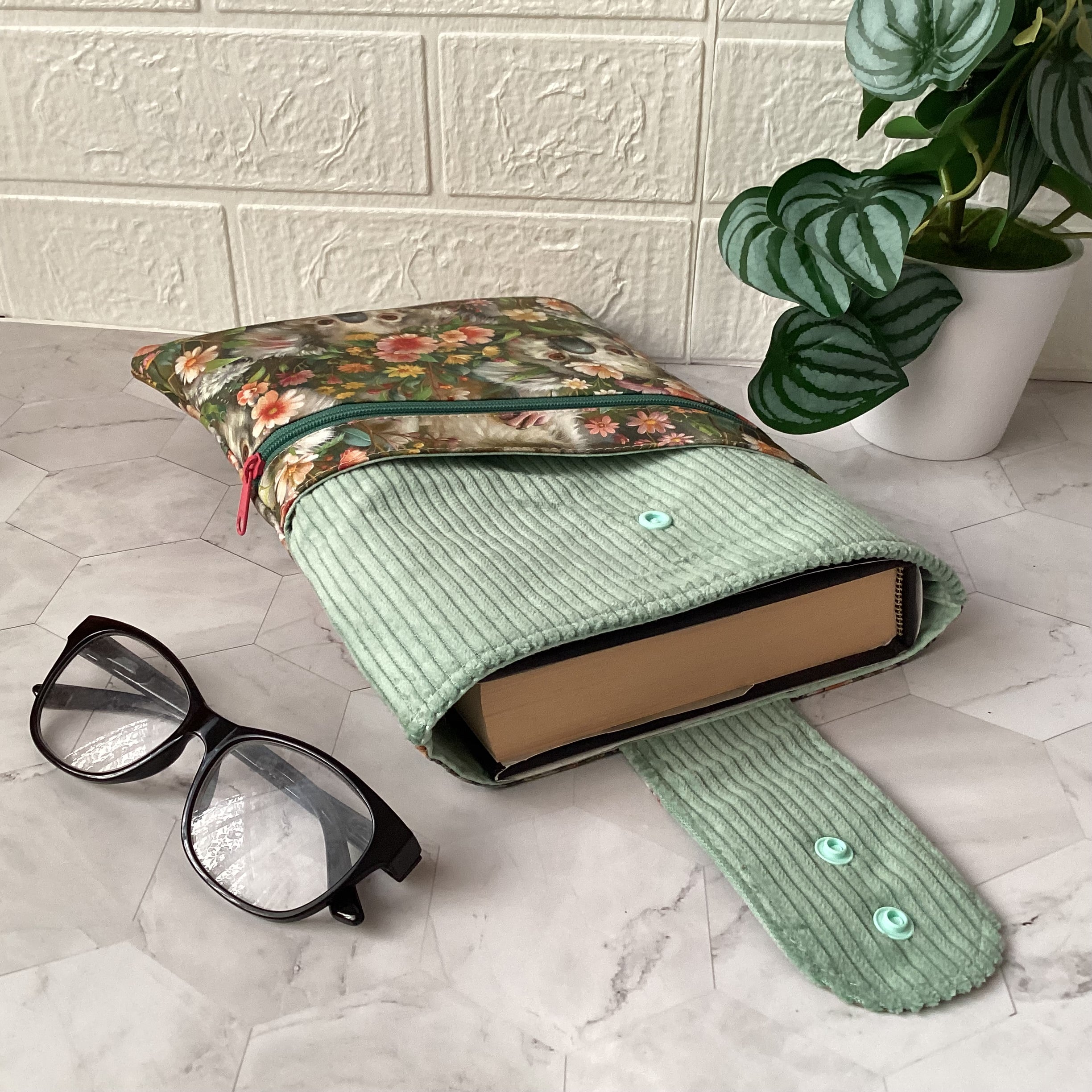Australian Koalas book sleeve with 2 pockets. iPad, tablet pouch
