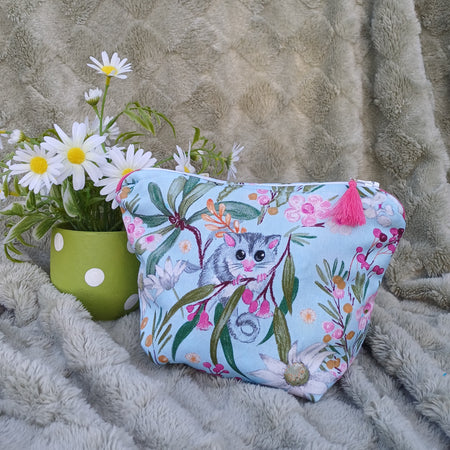 Possum Design Zipper Pouch