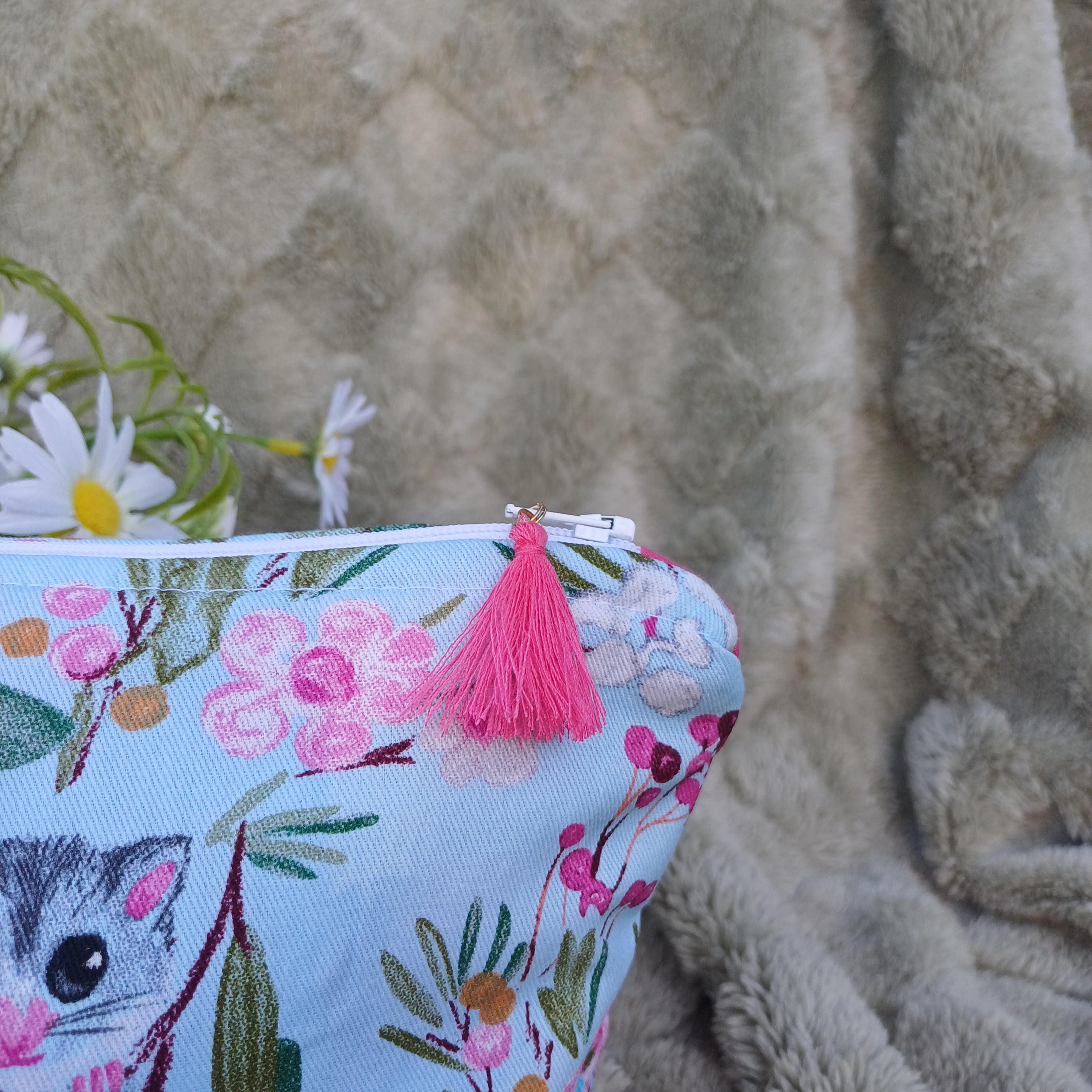 Possum Design Zipper Pouch