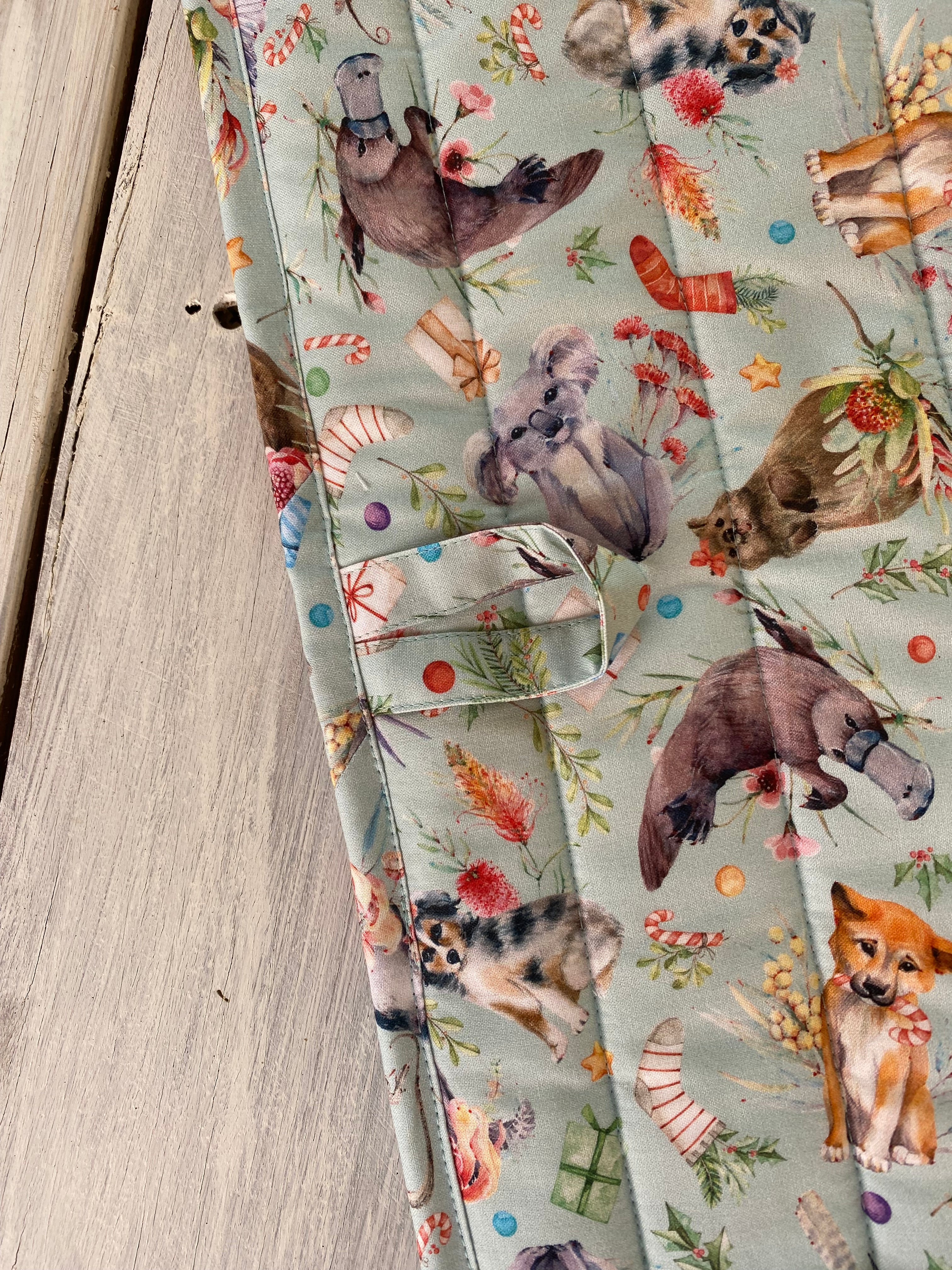 Australiana Christmas Double Oven Glove