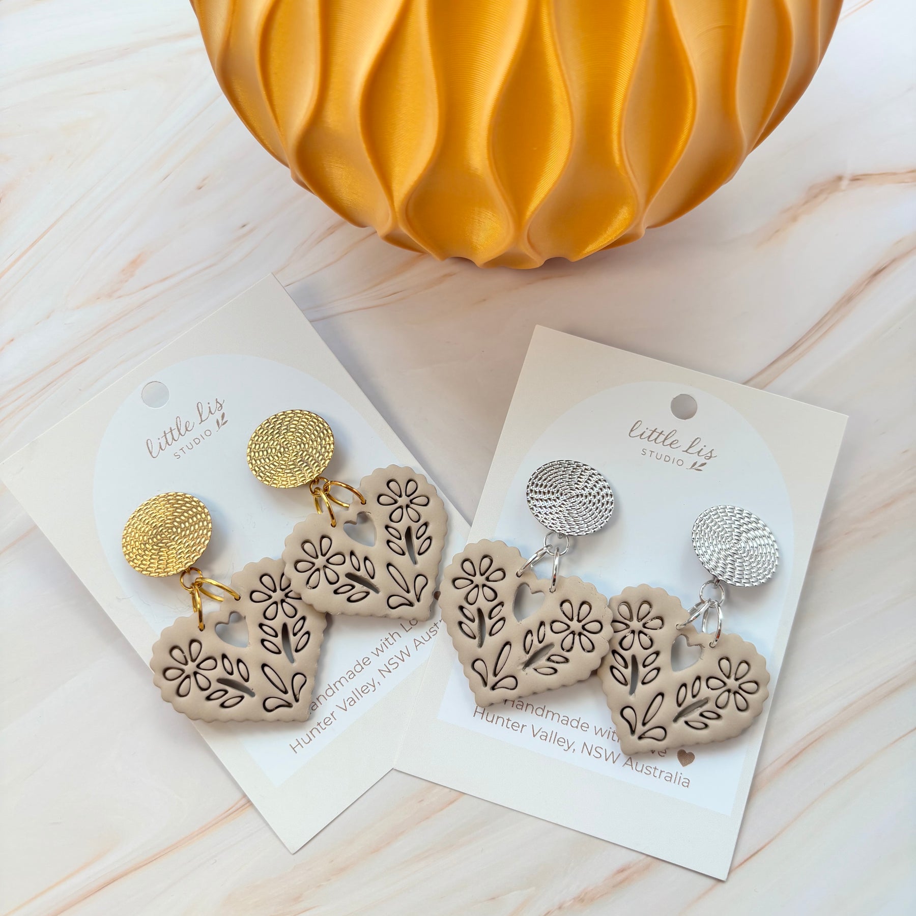 AMOR – Papel Picado Heart Dangle