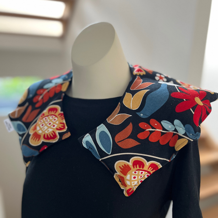 Origami-Inspired Curved Lavender Wheat Pack for Neck & Shoulders - Modern Scandi