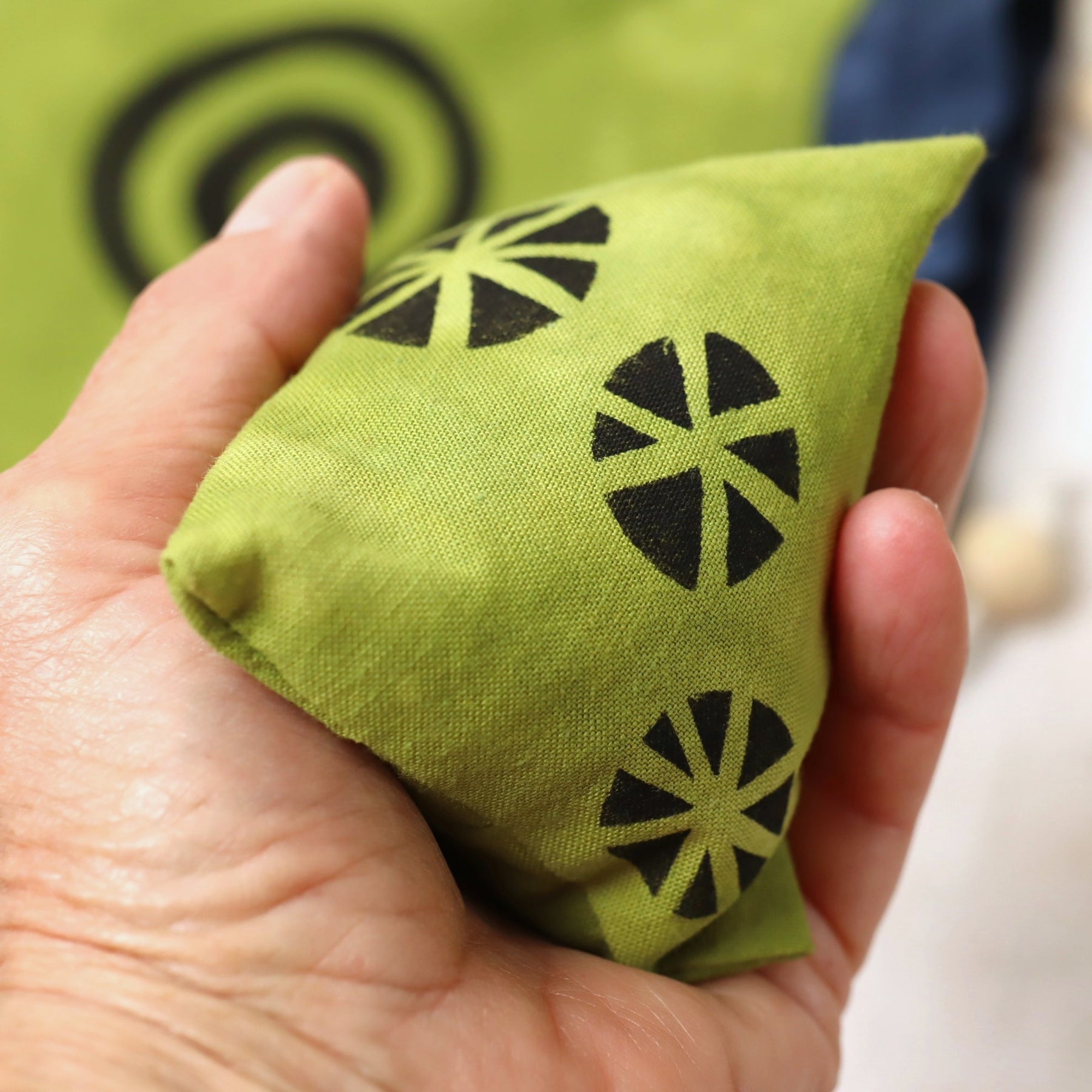 4 Piece Juggling Set, Juggling Bags, Juggling Beanbags, HandWarmers