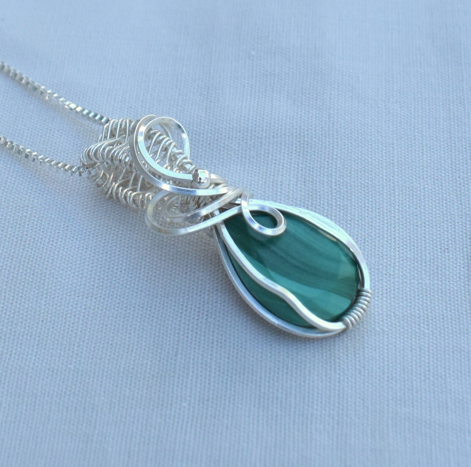 Handmade Wire-wrapped Malachite Necklace - Mother's Day Mini Pendant