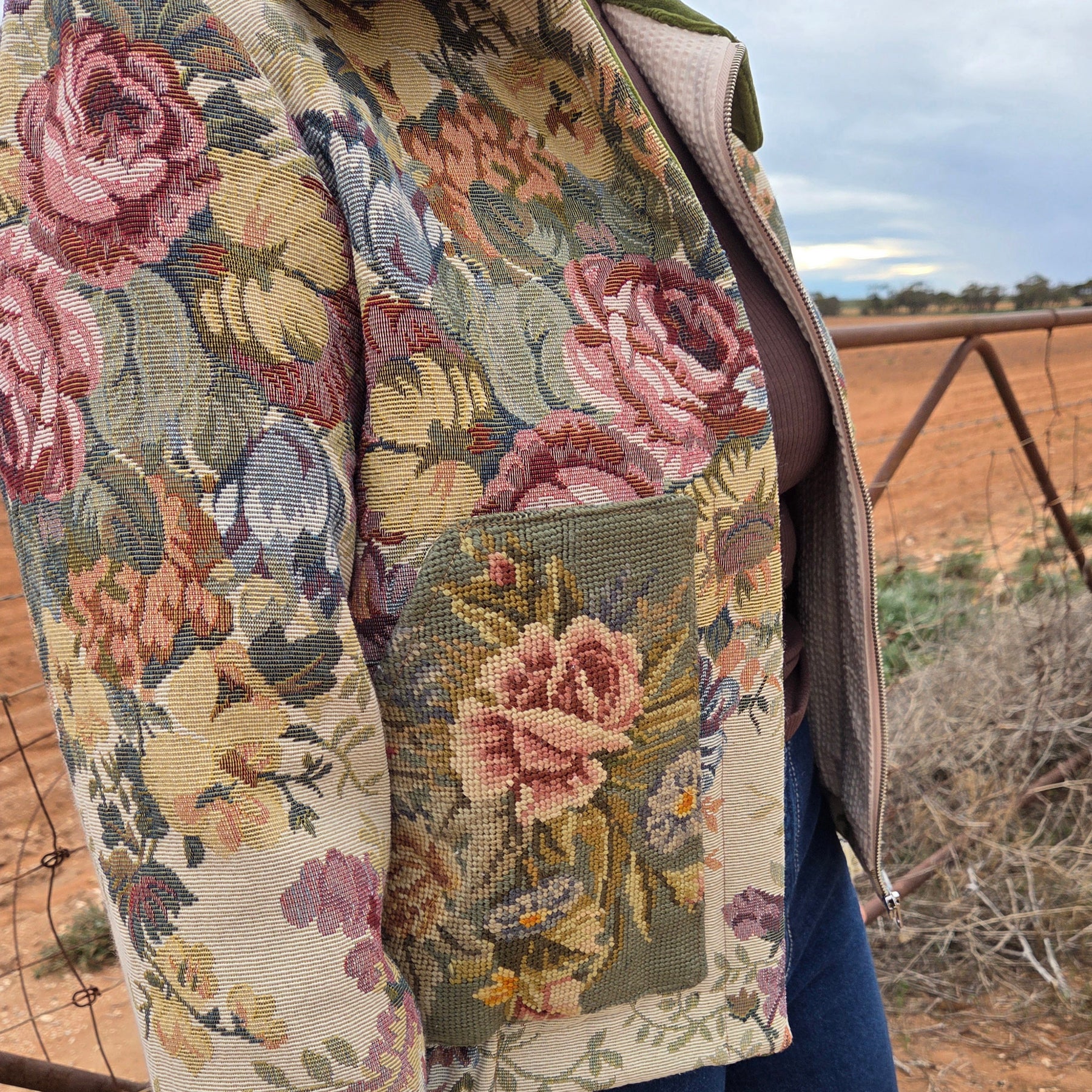 Pistachio Garden - Retro Bomber Jacket - S/M
