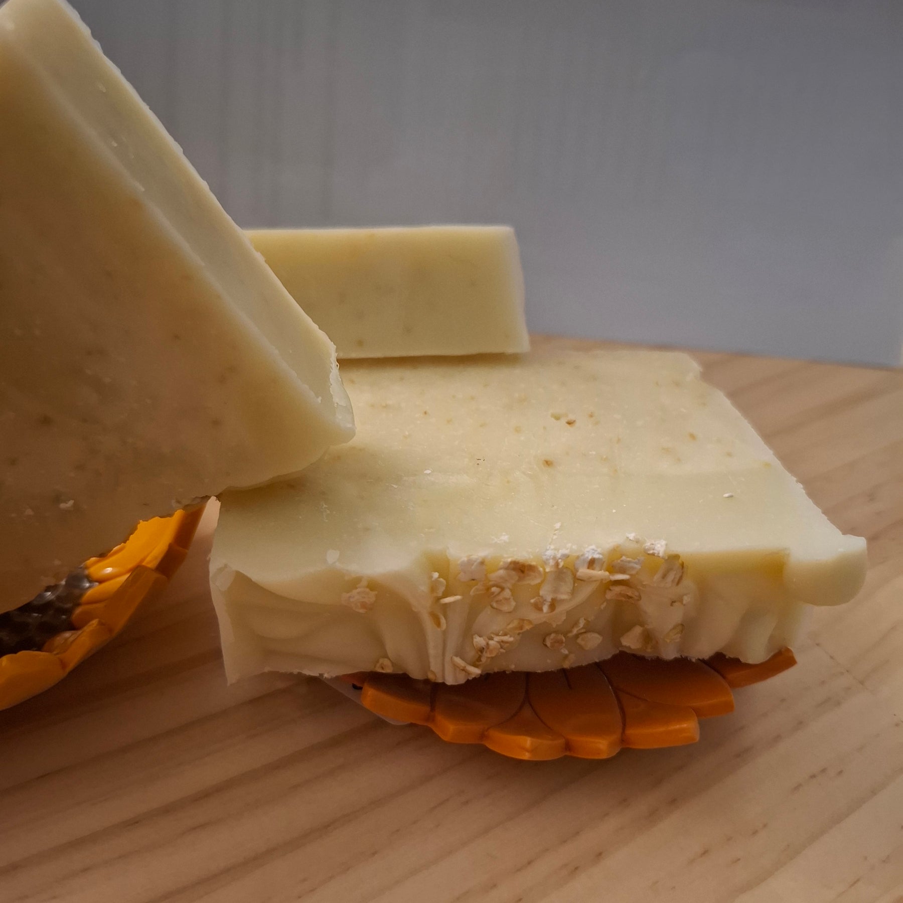 1 x Hemp Seed Oil Soapbar - OATMEAL