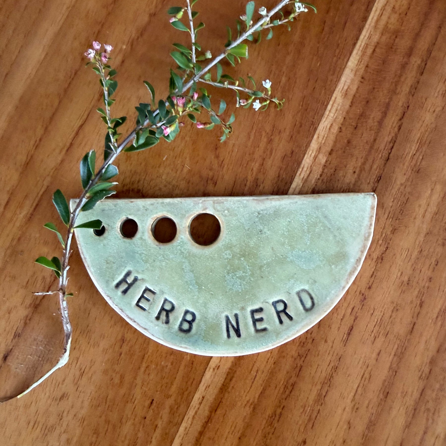 Herb Nerd - Pottery Herb Stripper - Green