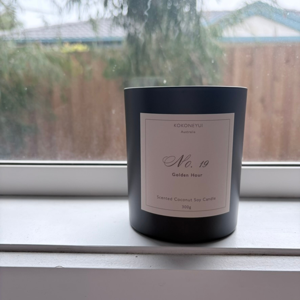 No.19 — Golden Hour Coconut Soy Candle | Rose, Sage & Warm Woods