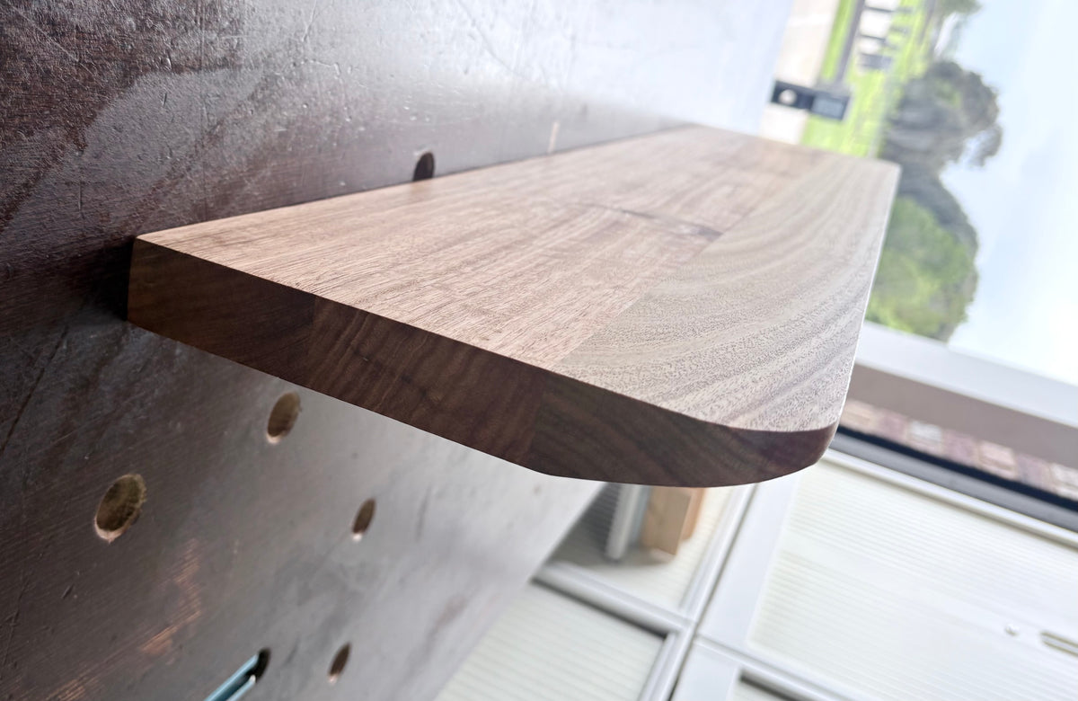Tasmanian oak Floating shelf 900mm