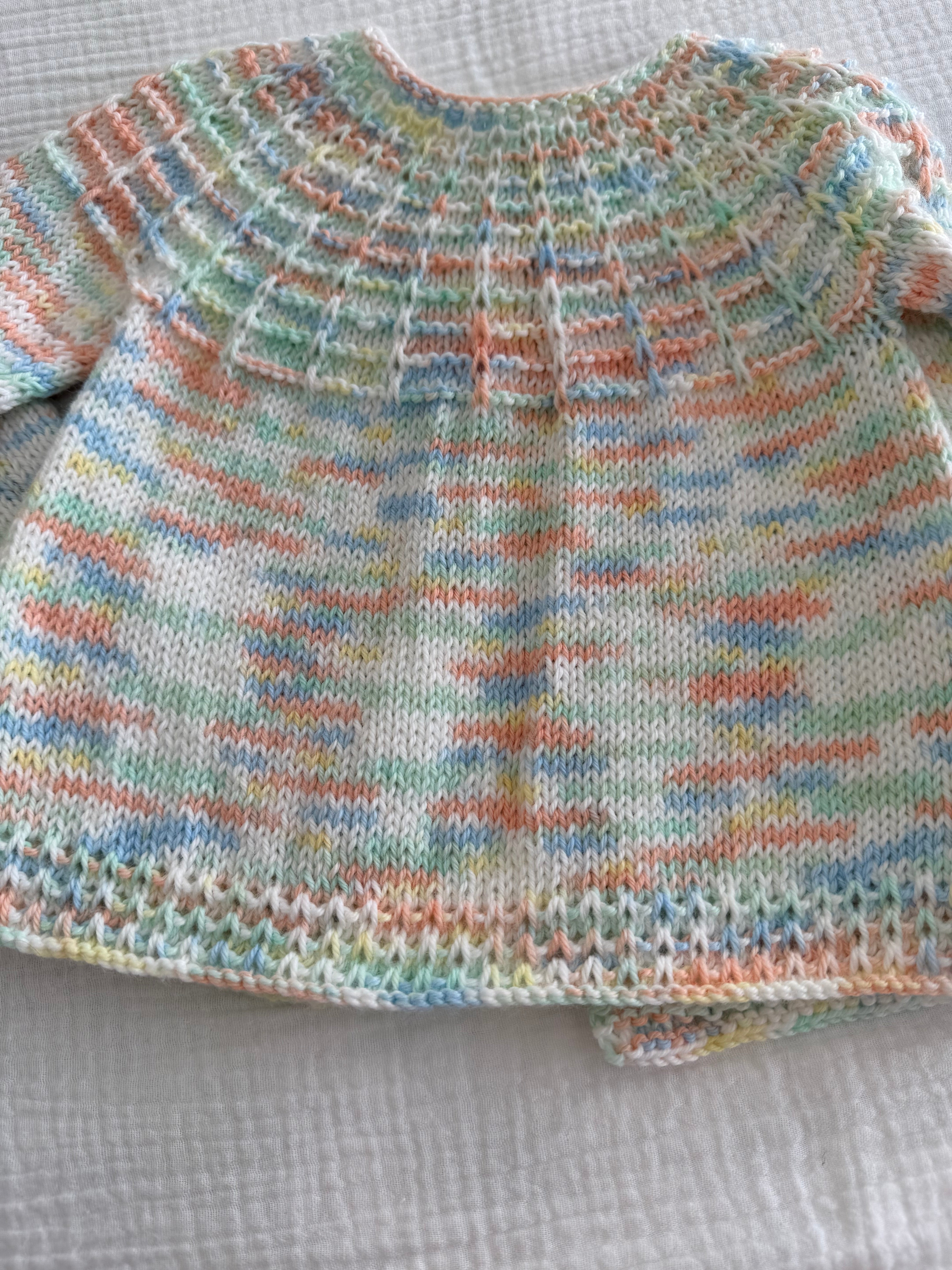 Soft coloured Cardigan, Size 6-12months