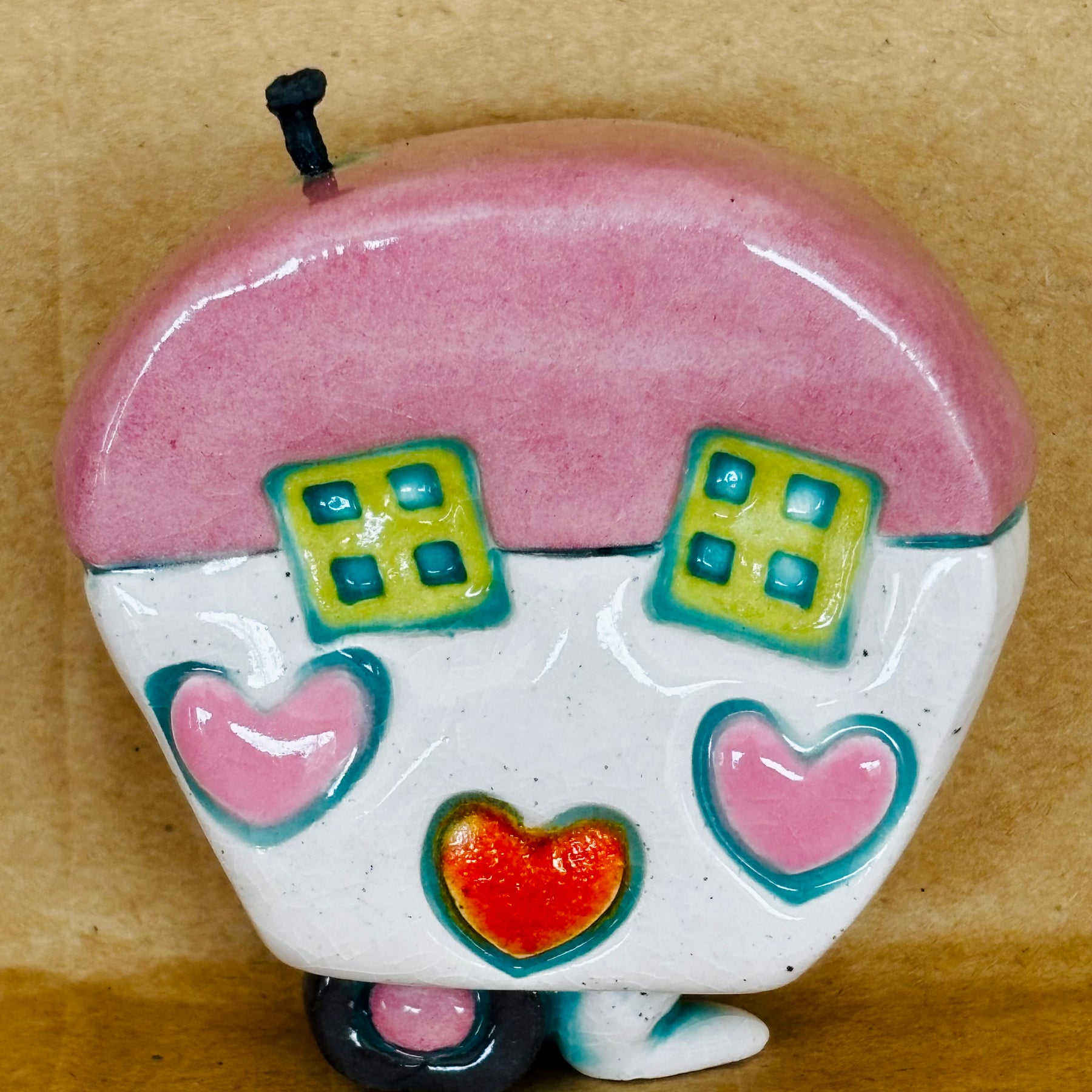 Small Retro Collectable Ceramic Caravan 8