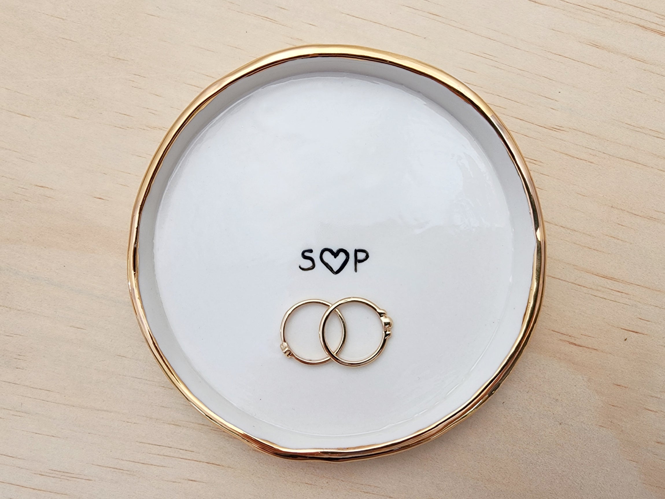 Personalised ring dish with gold or silver and rim, Custom Wedding Gift, Anniversary Gift
