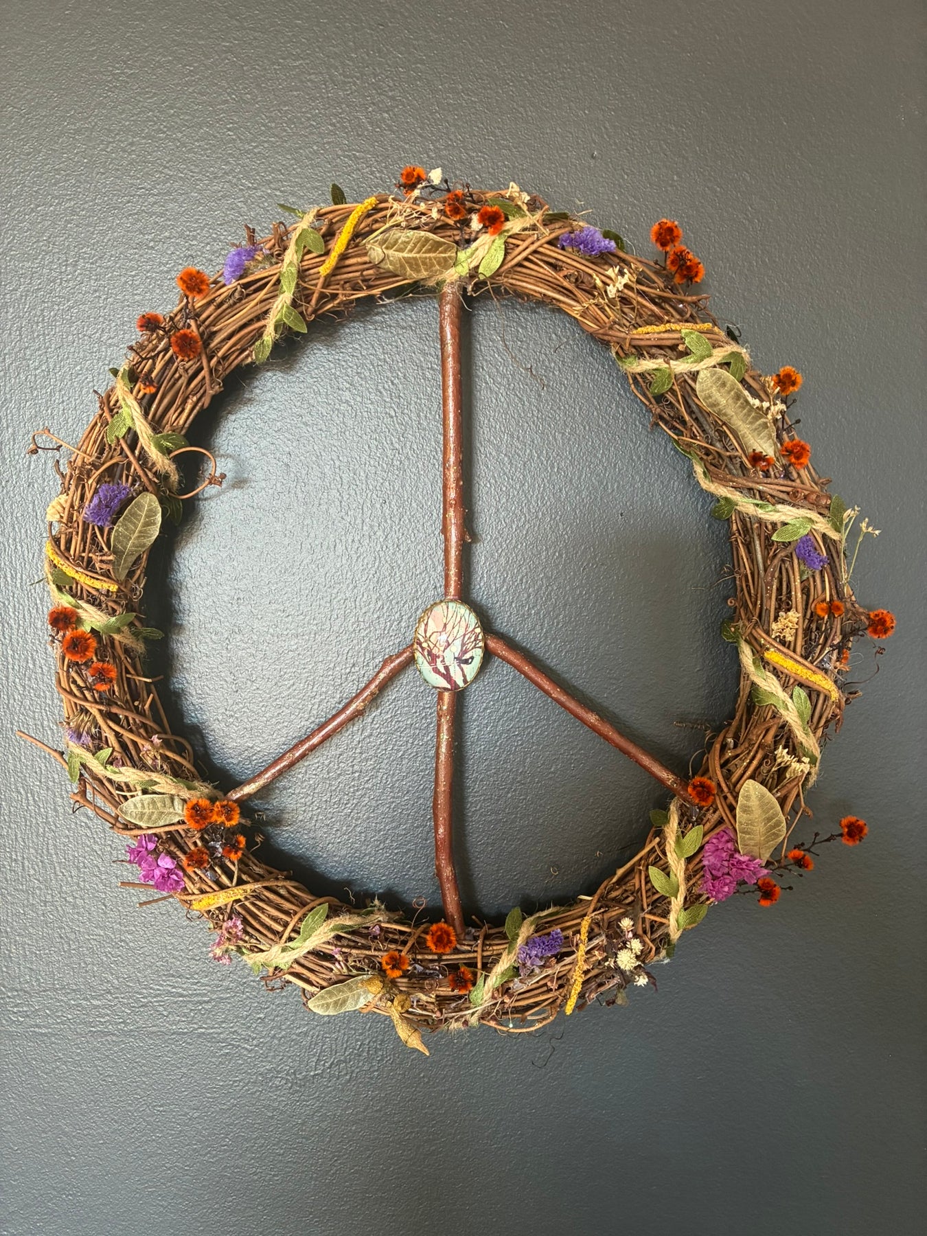 Wreath of Peace (Measures 33cm x 33cm)