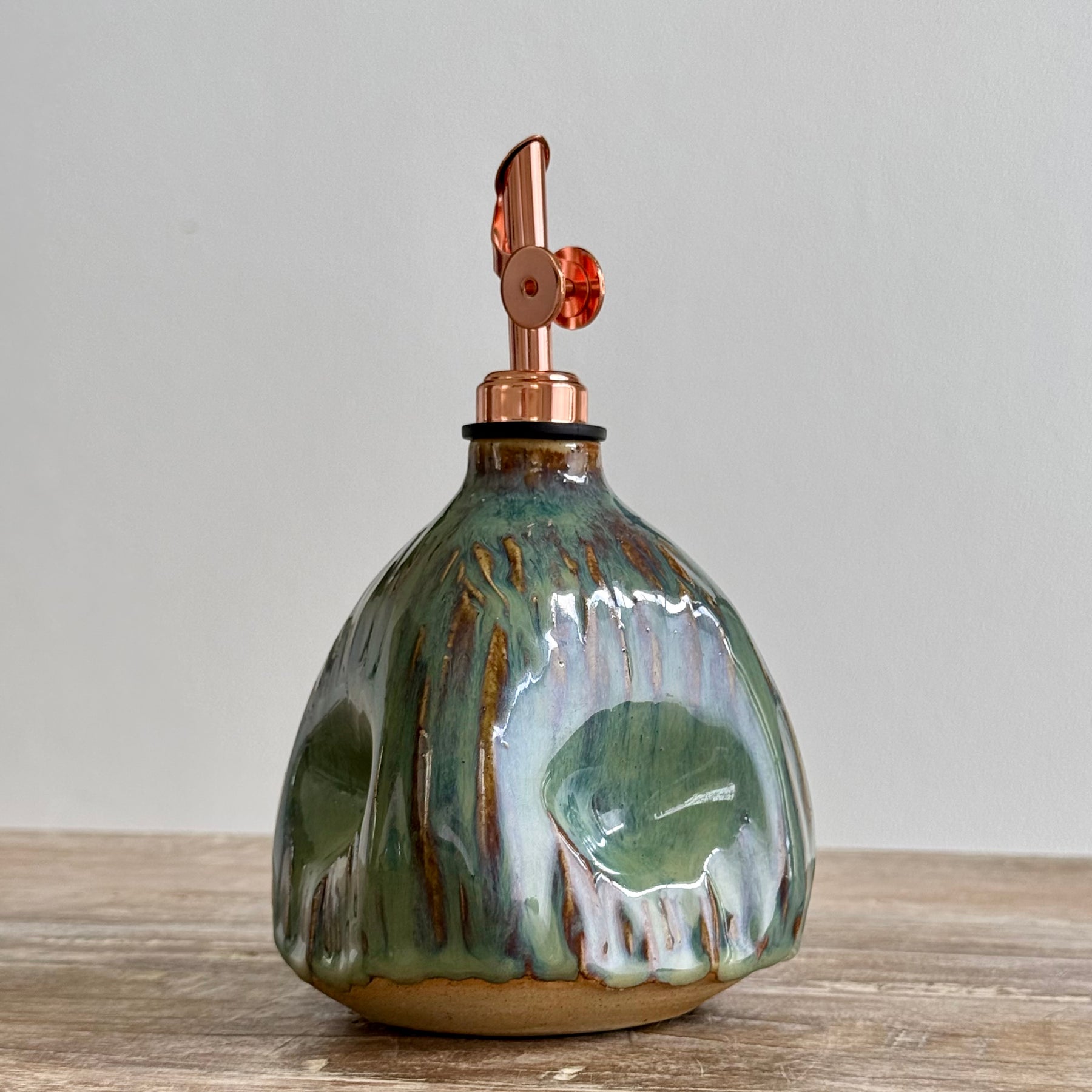 Handmade Ceramic Olive Oil Bottle | Grove – The Daily Pour | 420ml