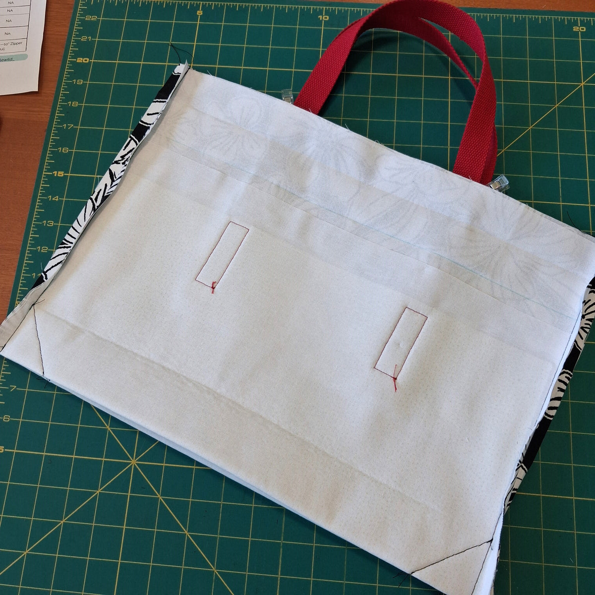 Anchored Tote - Black & White Hibiscus