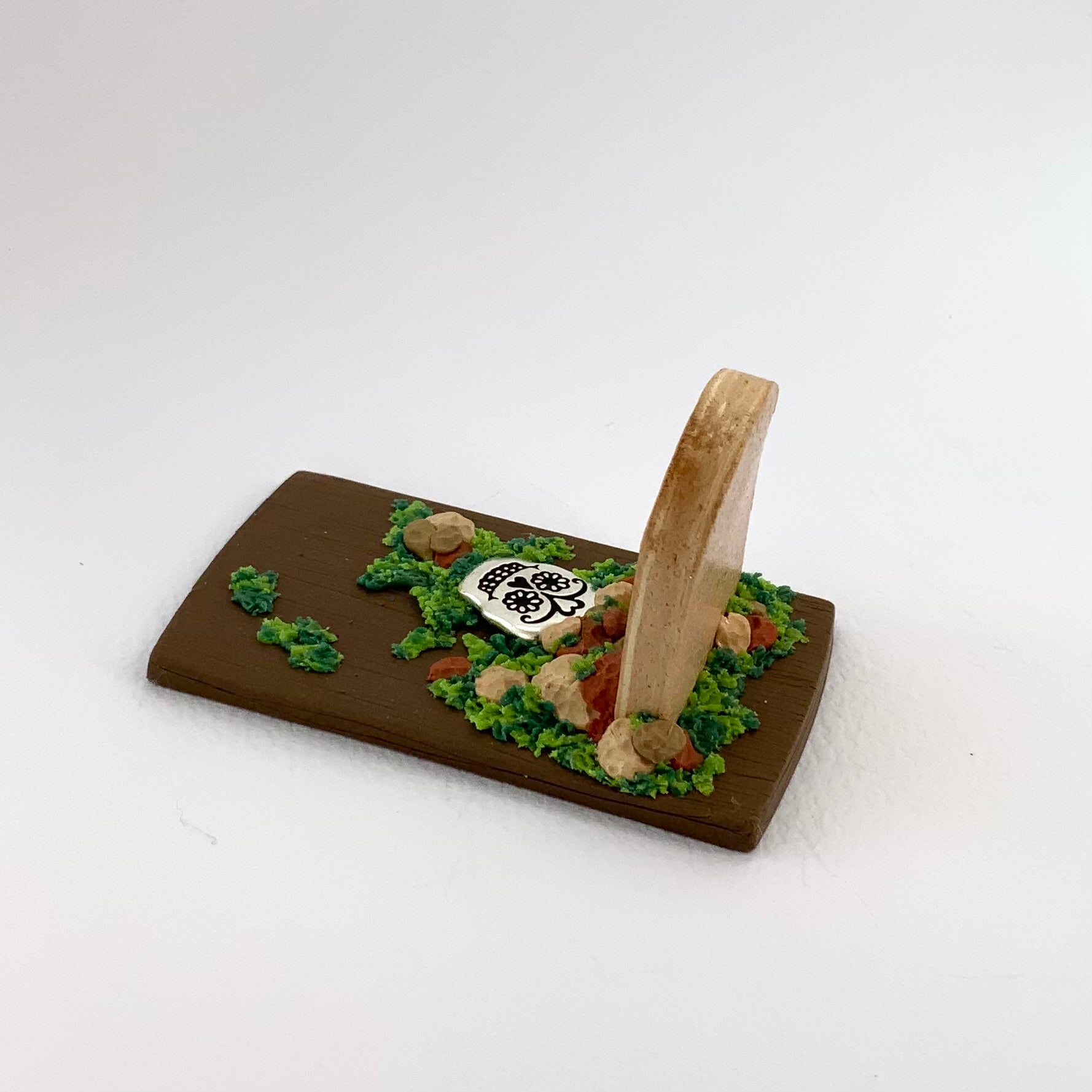 DEAD CUTE – Miniature Gothic Graveyard Scene | Handmade Polymer Clay Art