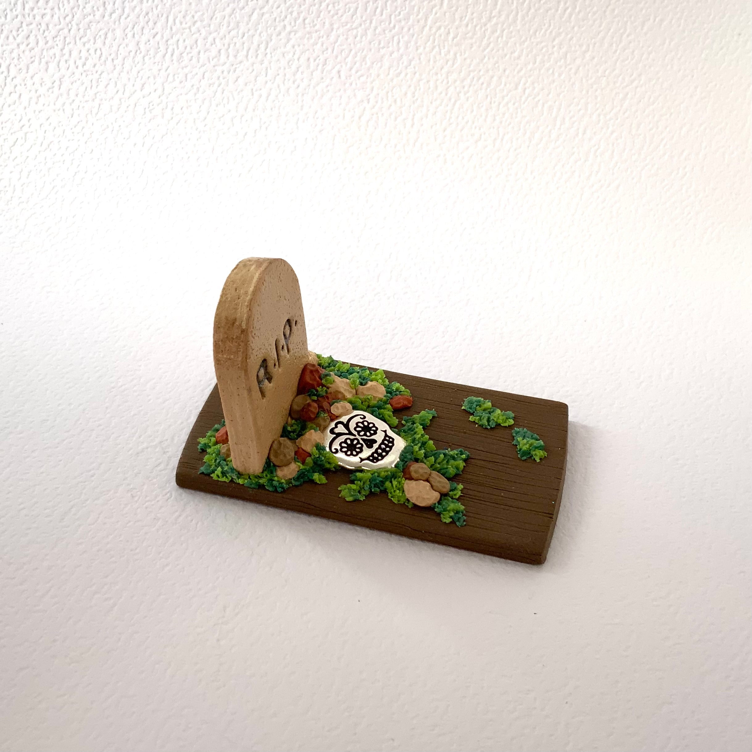 DEAD CUTE – Miniature Gothic Graveyard Scene | Handmade Polymer Clay Art
