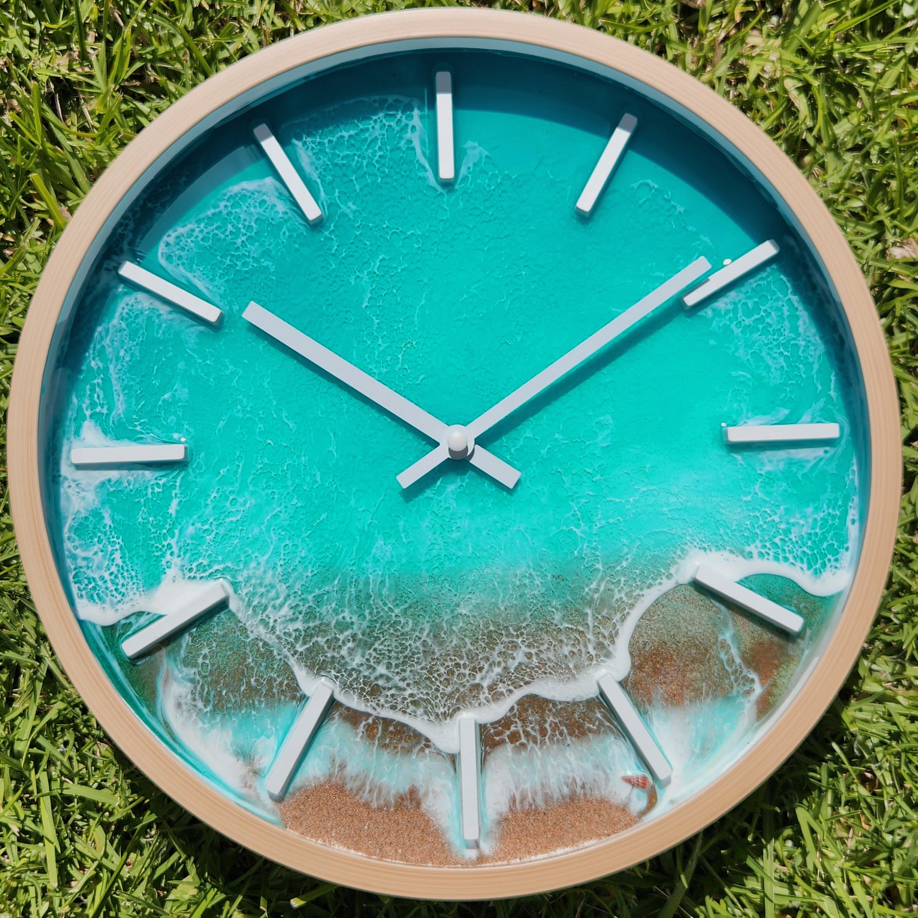 30 cm Turquoise-Green Beach Resin Art Wall Clock