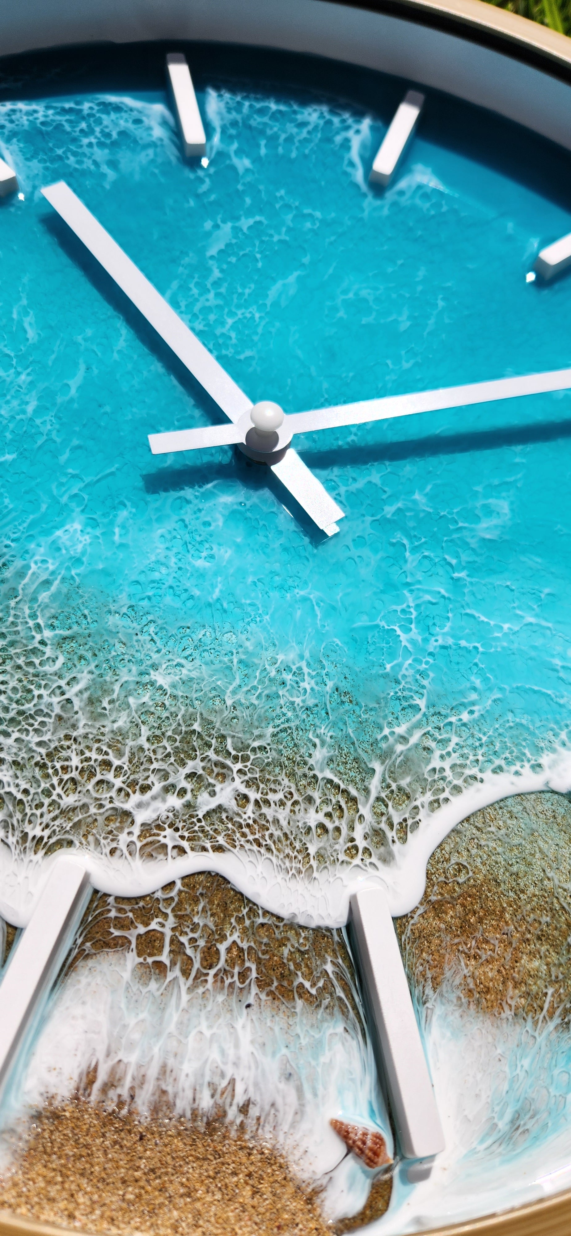 30 cm Turquoise-Green Beach Resin Art Wall Clock