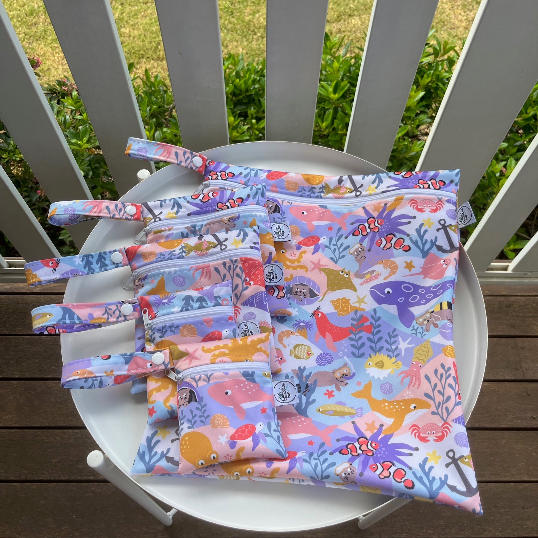 READY MADE Water-resistant wet bags - Underwater Cats Playing Hide and Seek (Ester Muxune)
