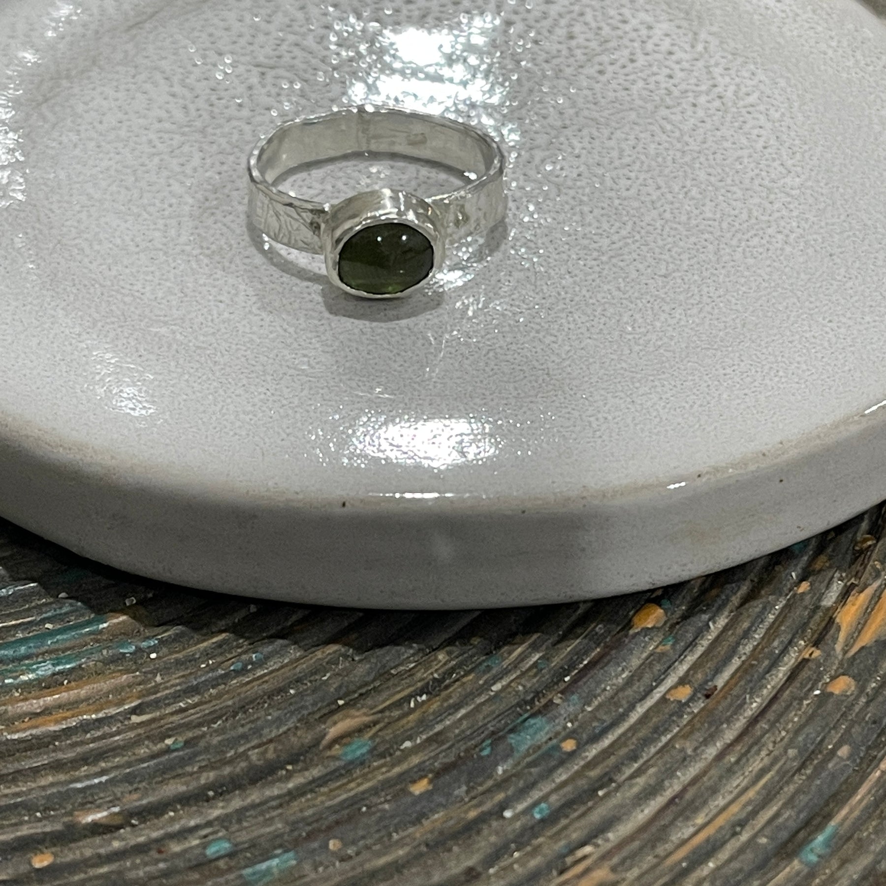 Green sapphire cab green in Stirling Silver