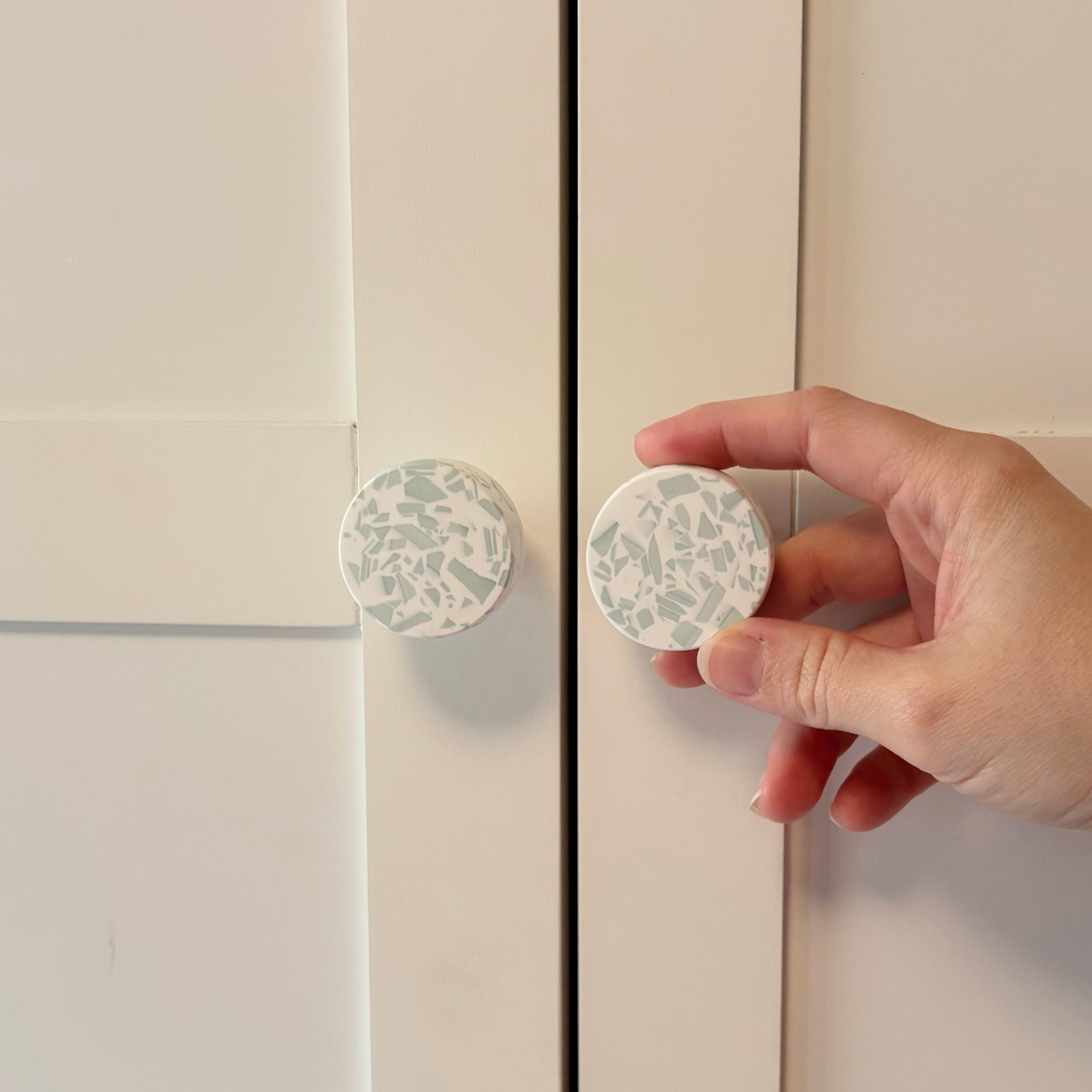Eucalyptus green terrazzo knobs