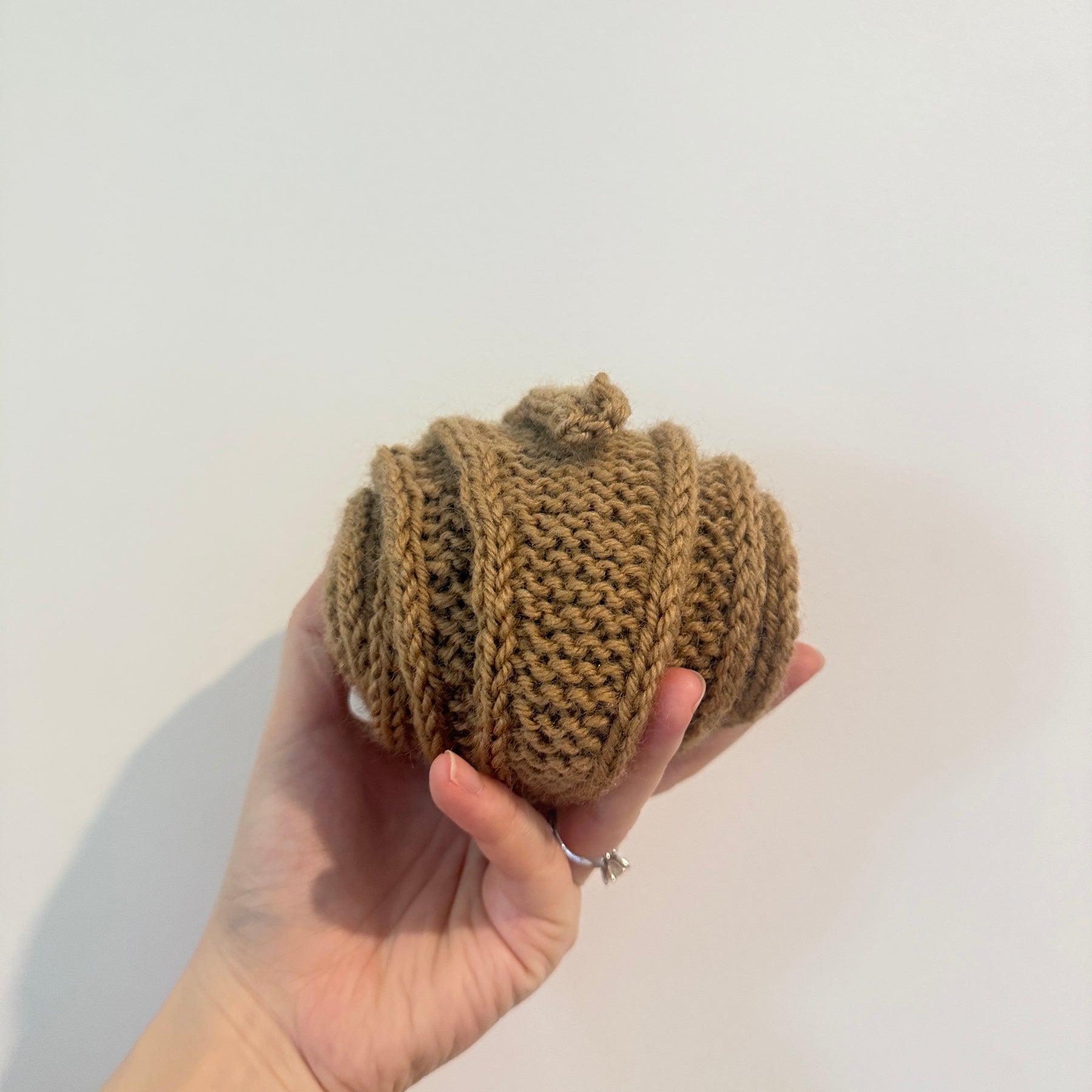 Knitted sophie scarf in camel