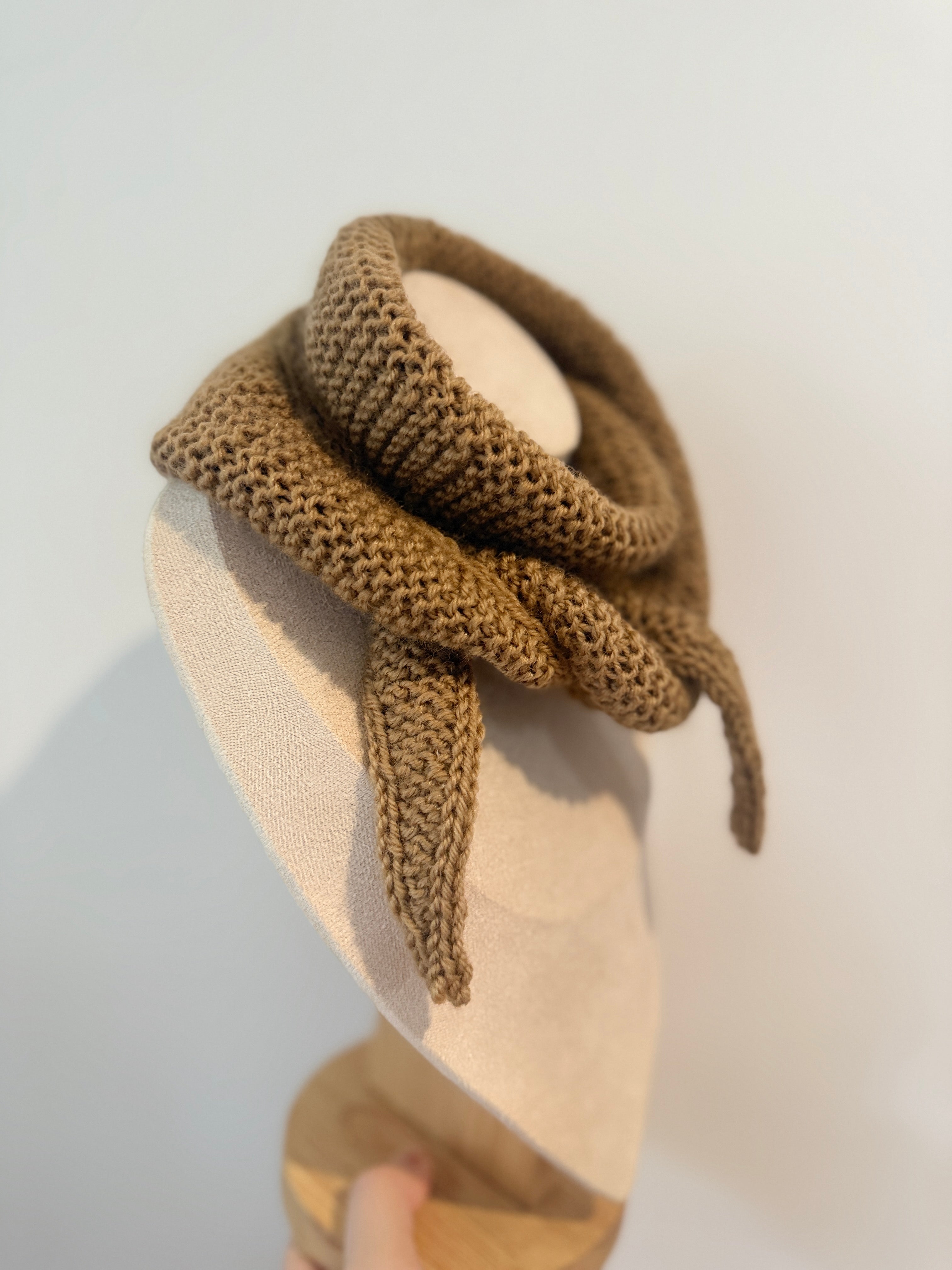 Knitted sophie scarf in camel