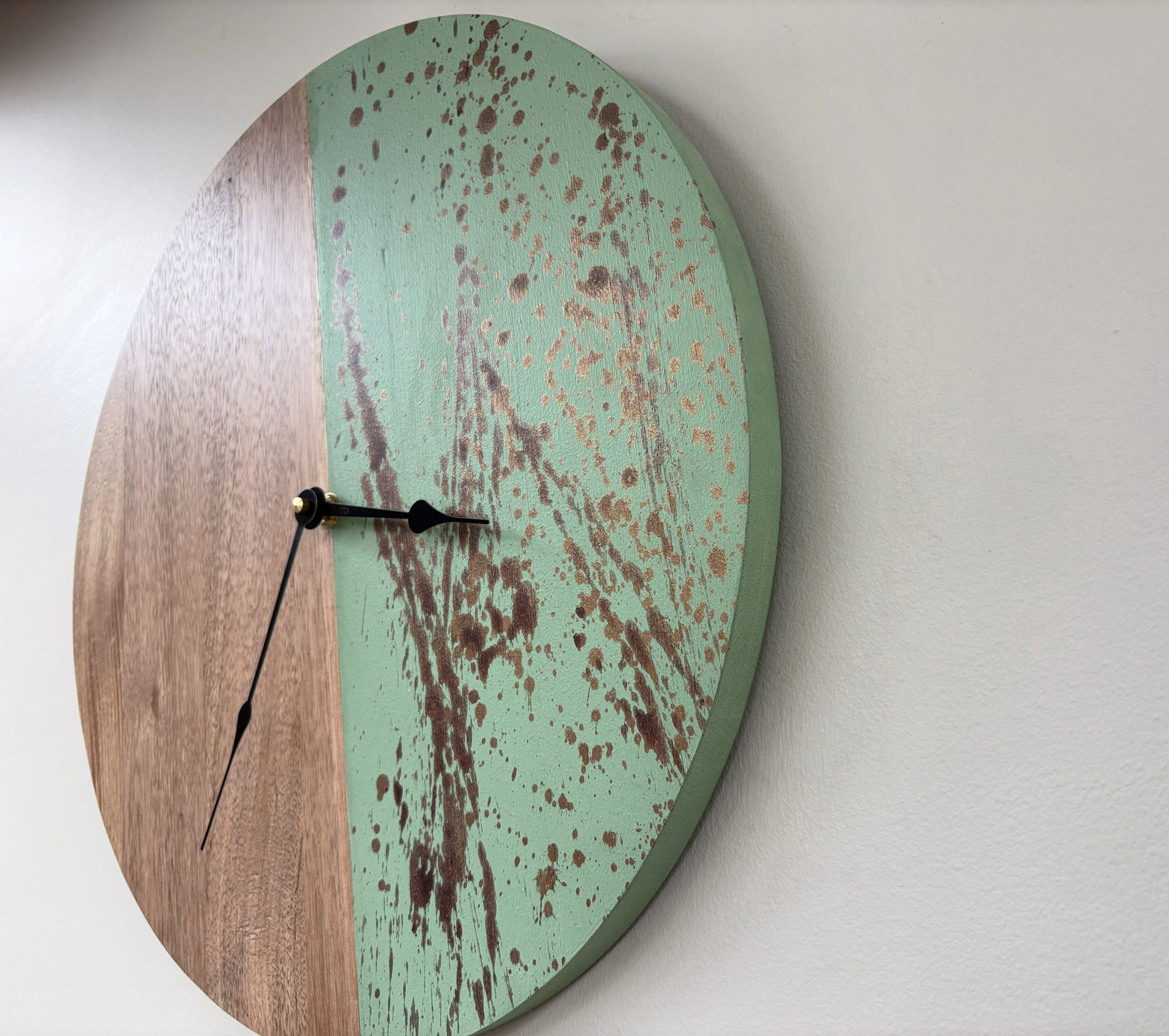 Verdant – Handmade Tasmanian Oak Wall Clock | Sage Green Splatter Design, Silent Movement | 30cm or 40cm