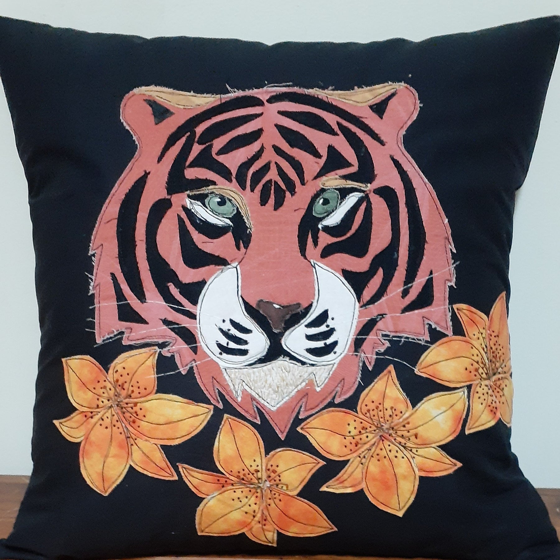 Tiger Lily cushion cover