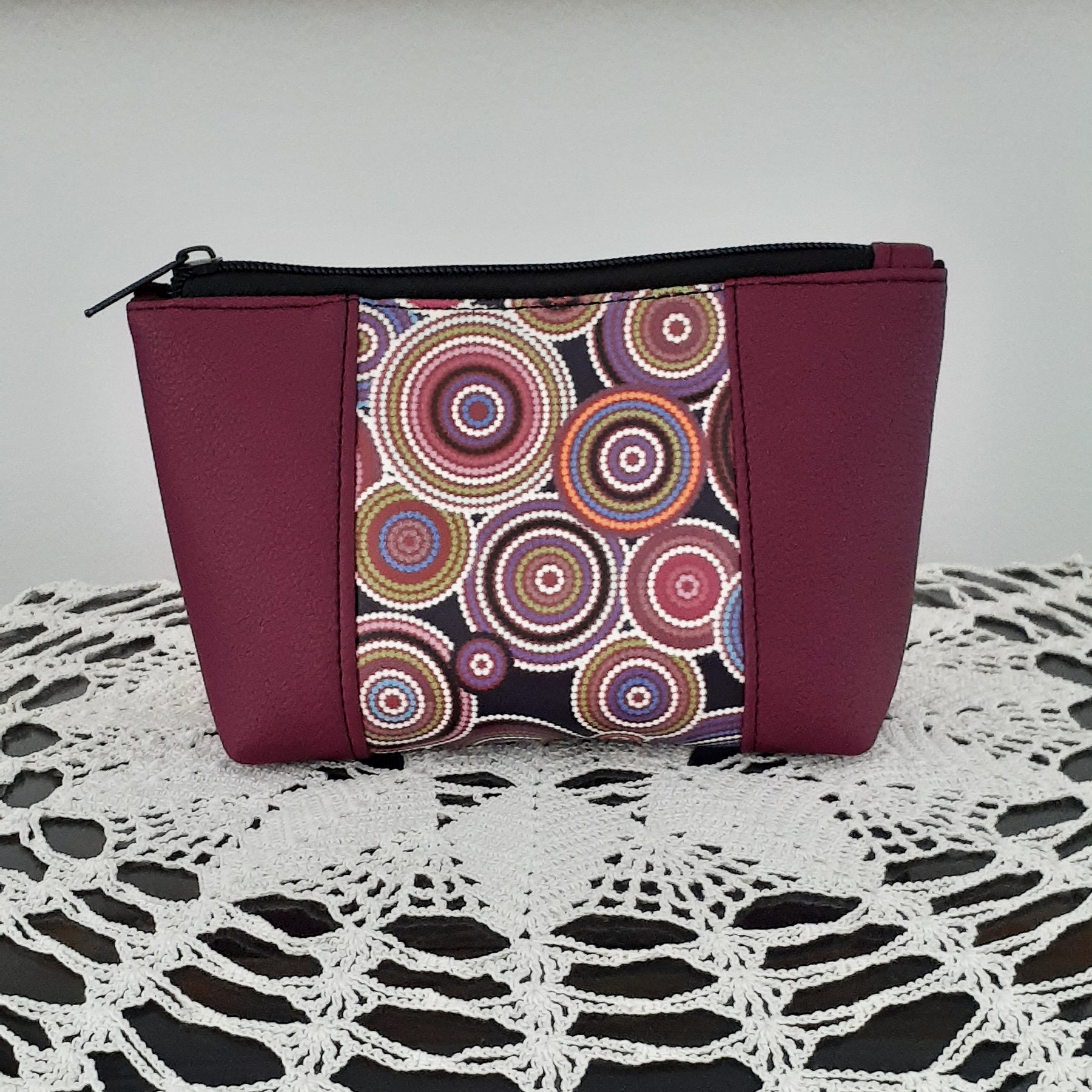 Rings of Circles - Wedge Shaped Zippered Pouch