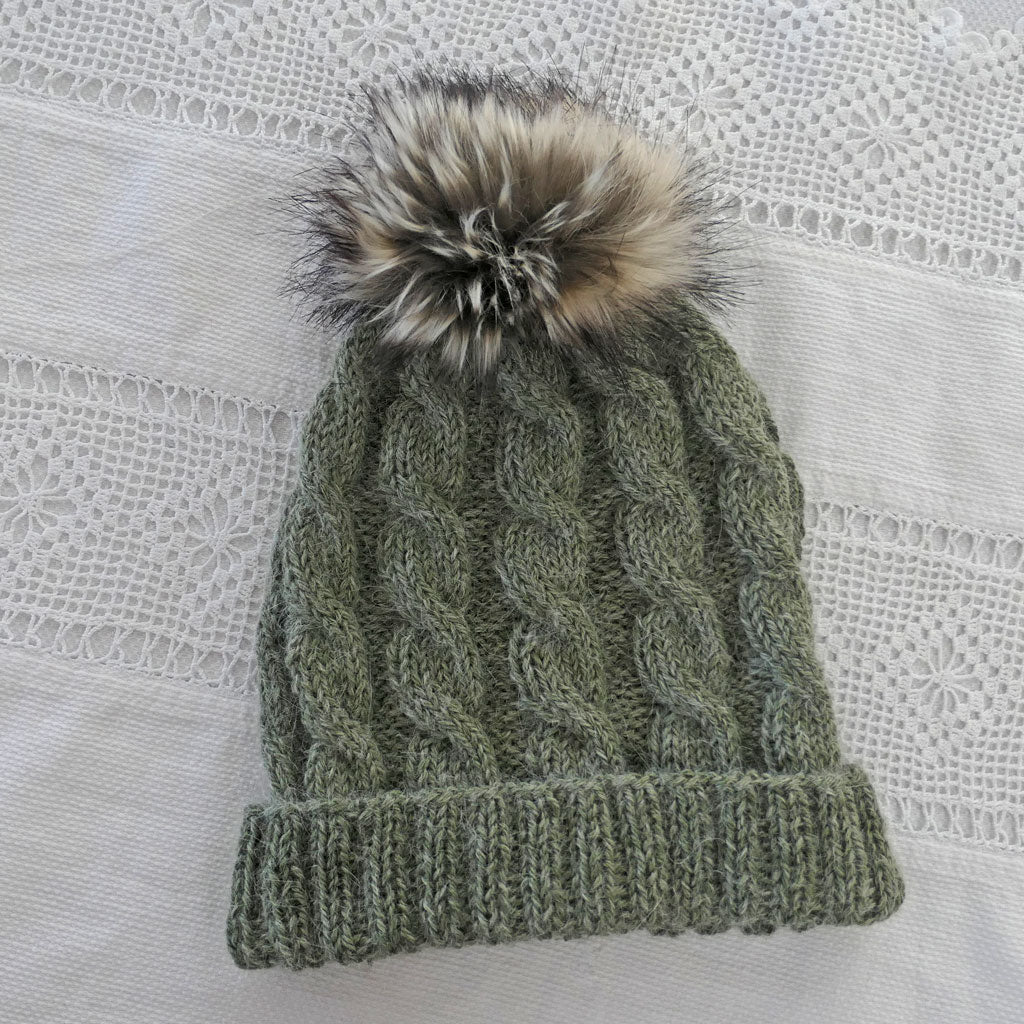 Beanie: Green, adult, handmade, cabled design, free shipping