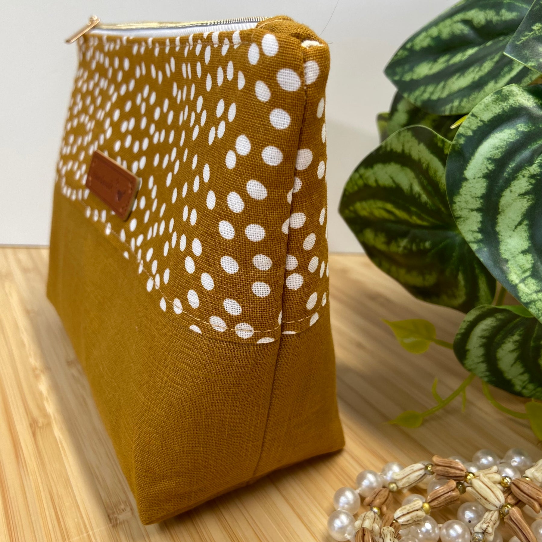 Zipper Pouch in Mustard