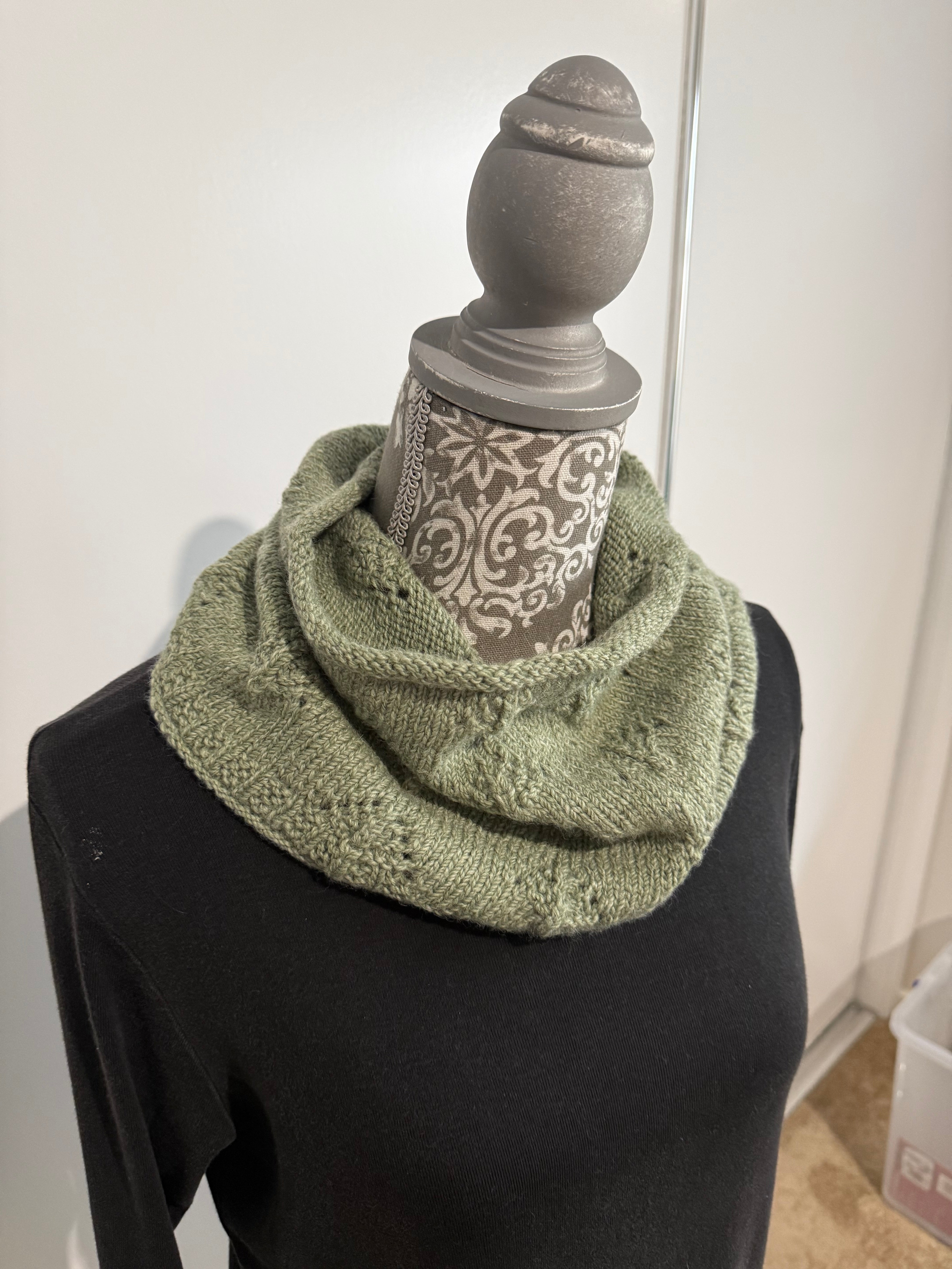 Green Norfolk Pines Cowl