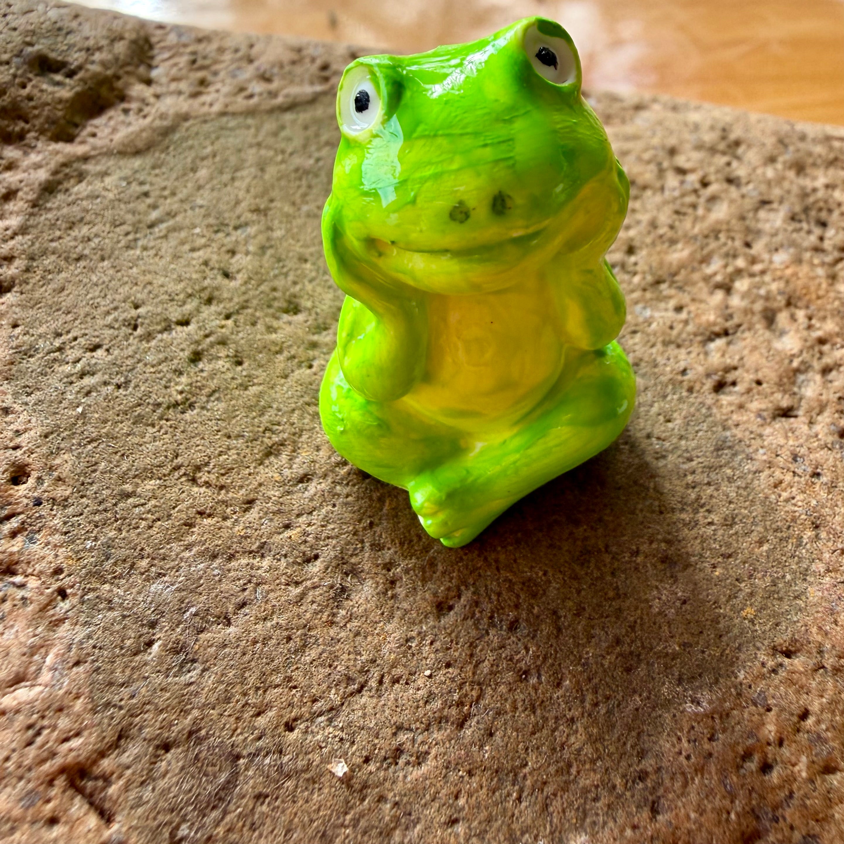 Lime  Green Mini Frog family