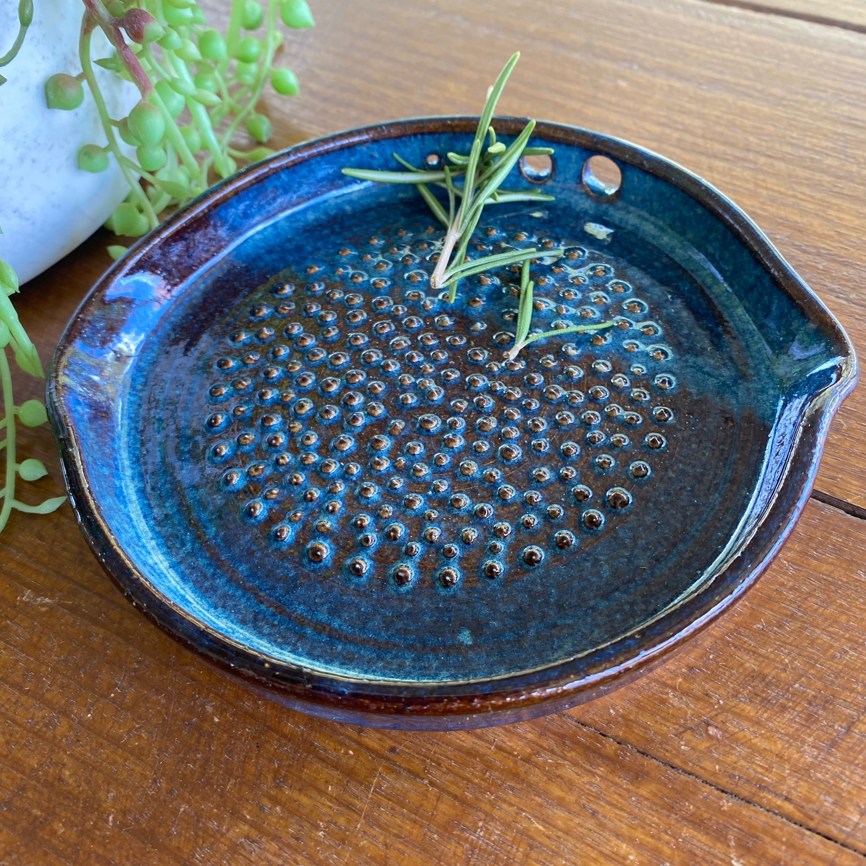 Ginger|Garlic Grater incl Stripper for Fresh Herbs|Handmade Pottery