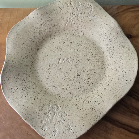 Flower print serving plate